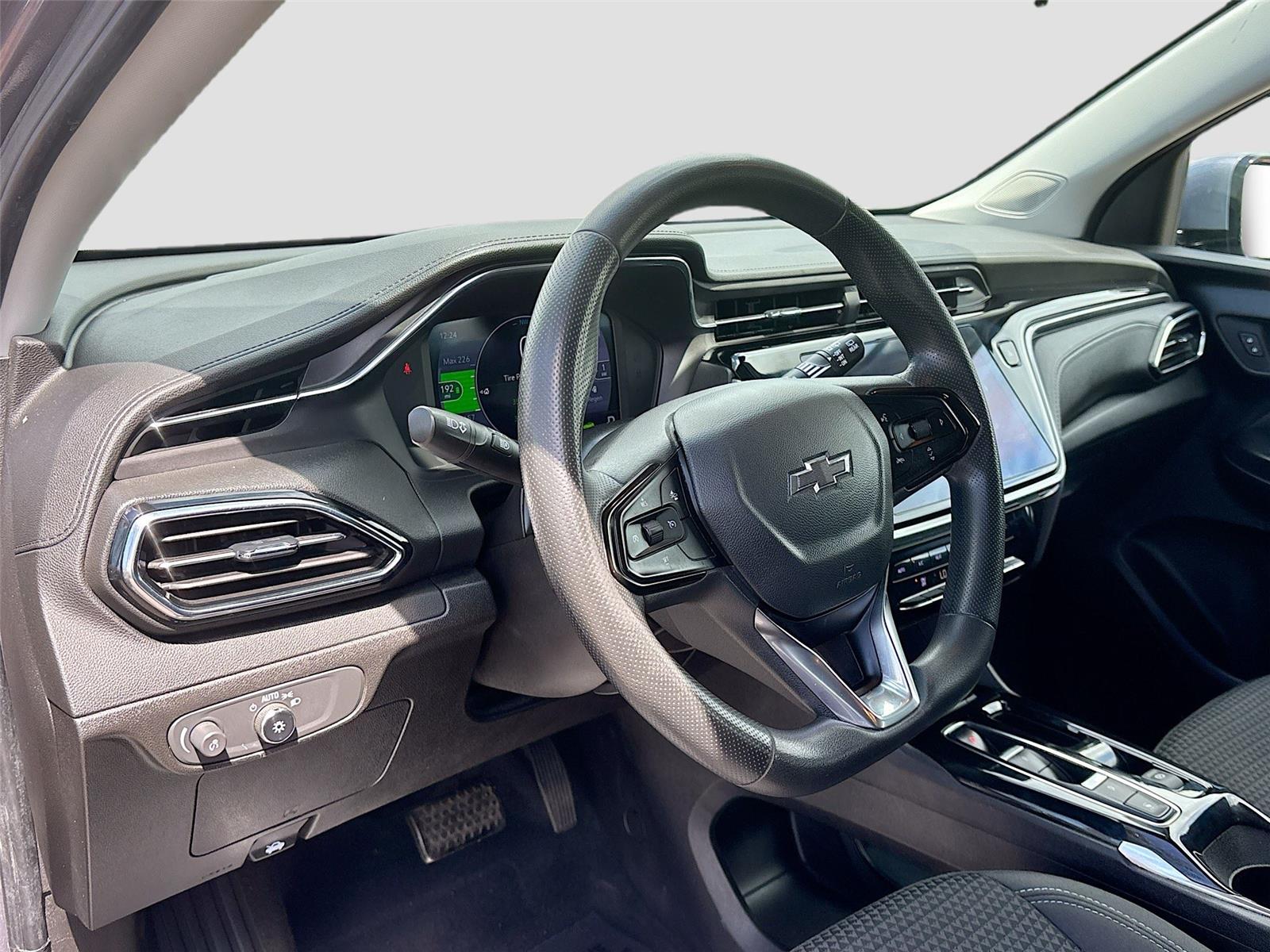 2023 Chevrolet Bolt EUV LT