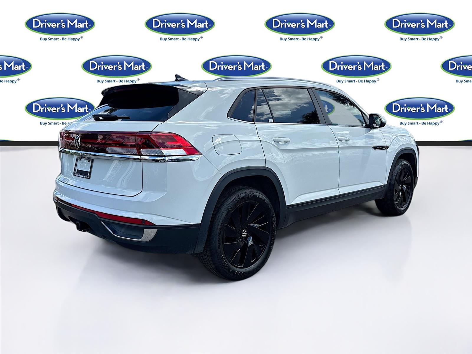 2025 Volkswagen Atlas Cross Sport 2.0T SE w/Technology