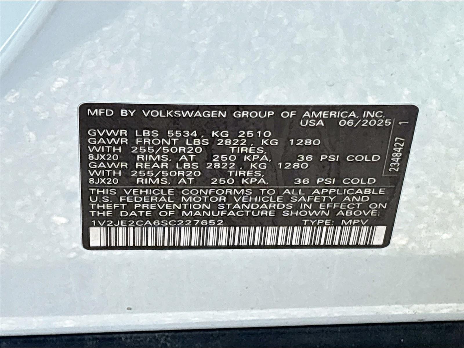 2025 Volkswagen Atlas Cross Sport 2.0T SE w/Technology