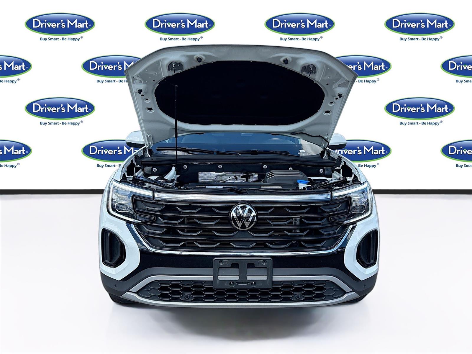 2025 Volkswagen Atlas Cross Sport 2.0T SE w/Technology