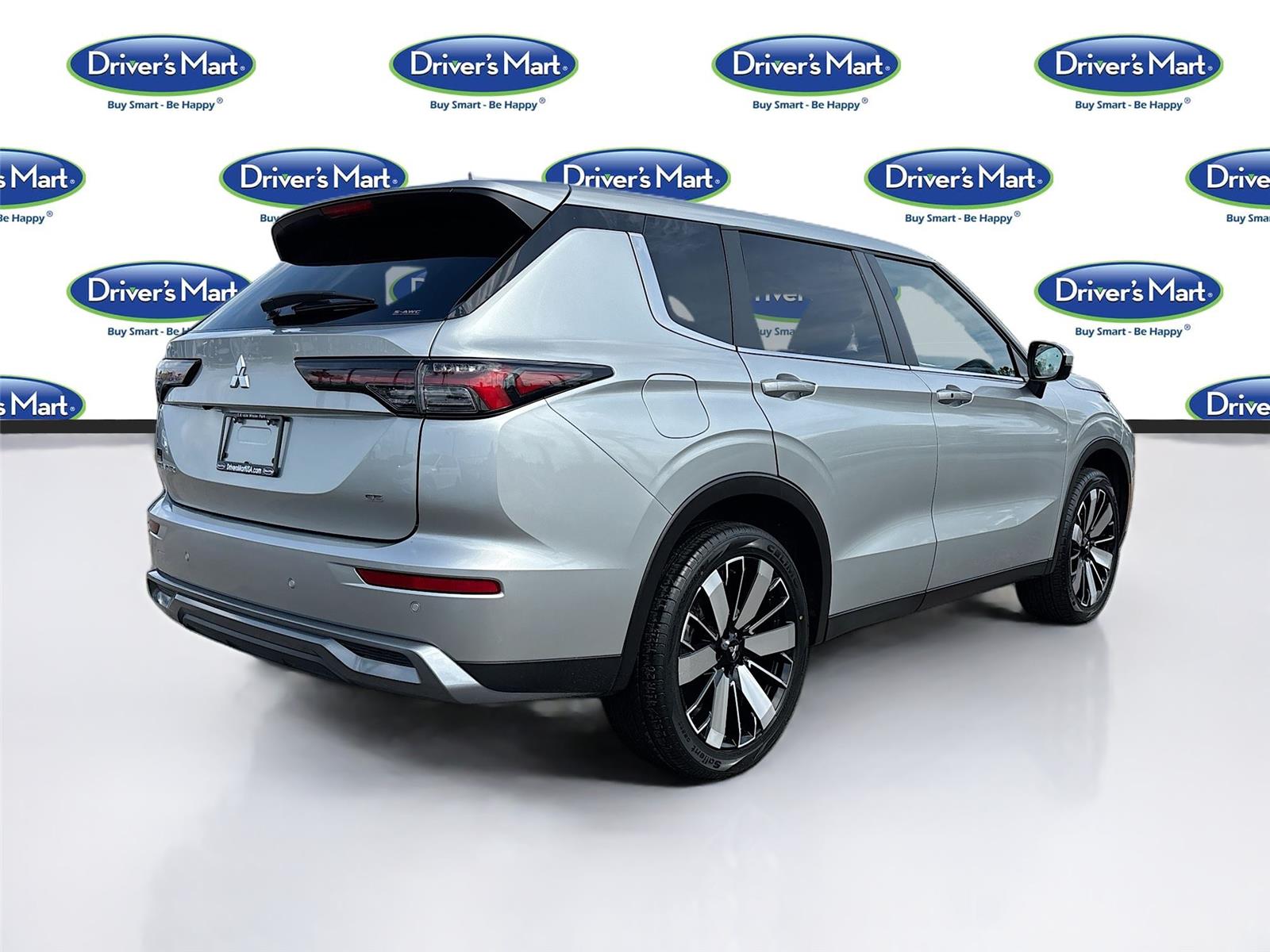 2025 MITSUBISHI OUTLANDER SE/DI