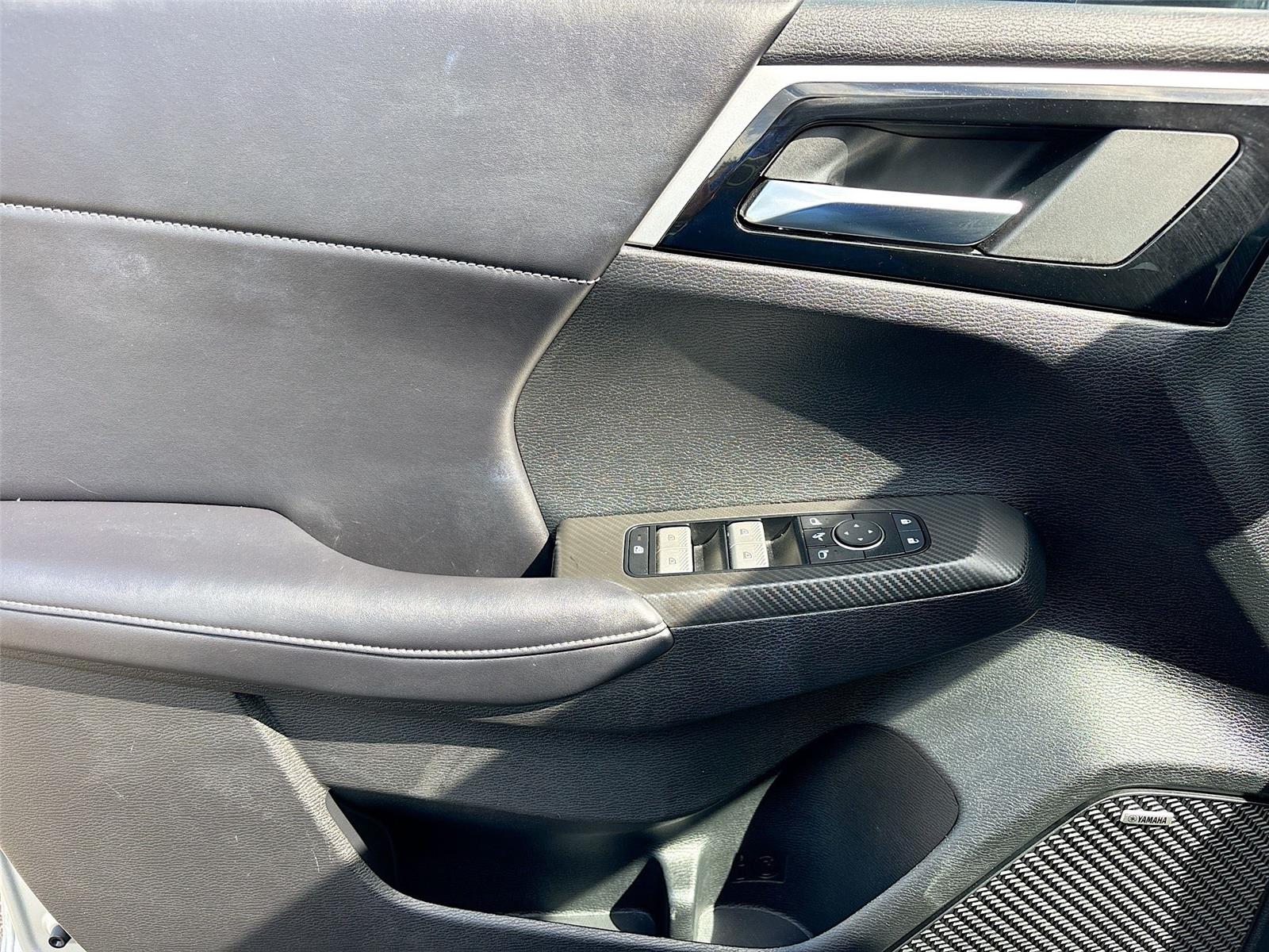 2025 MITSUBISHI OUTLANDER SE/DI