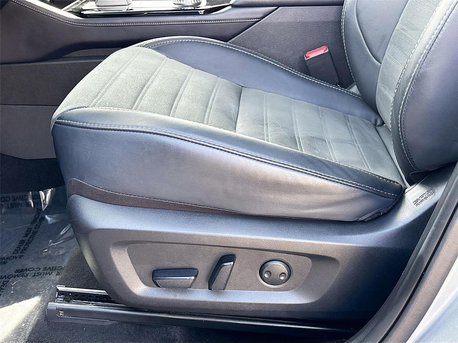 2025 MITSUBISHI OUTLANDER SE/DI