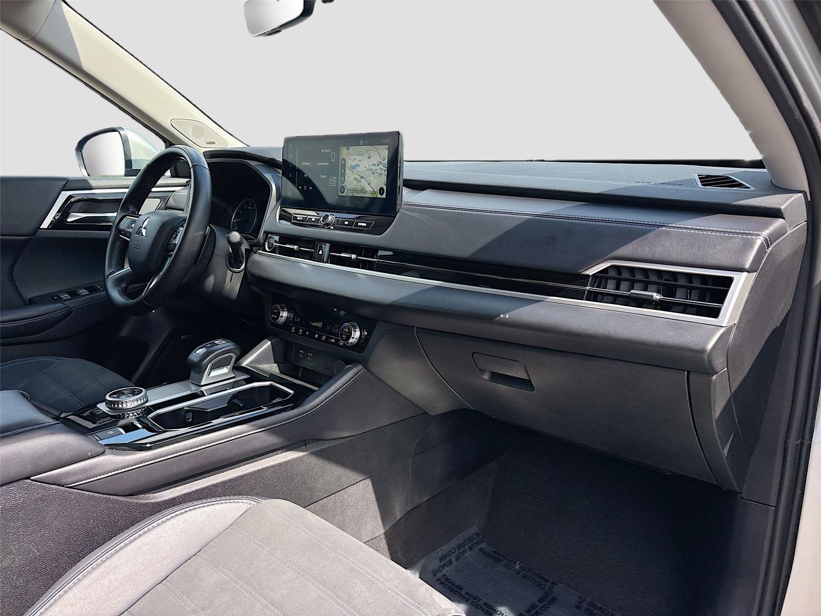 2025 MITSUBISHI OUTLANDER SE/DI