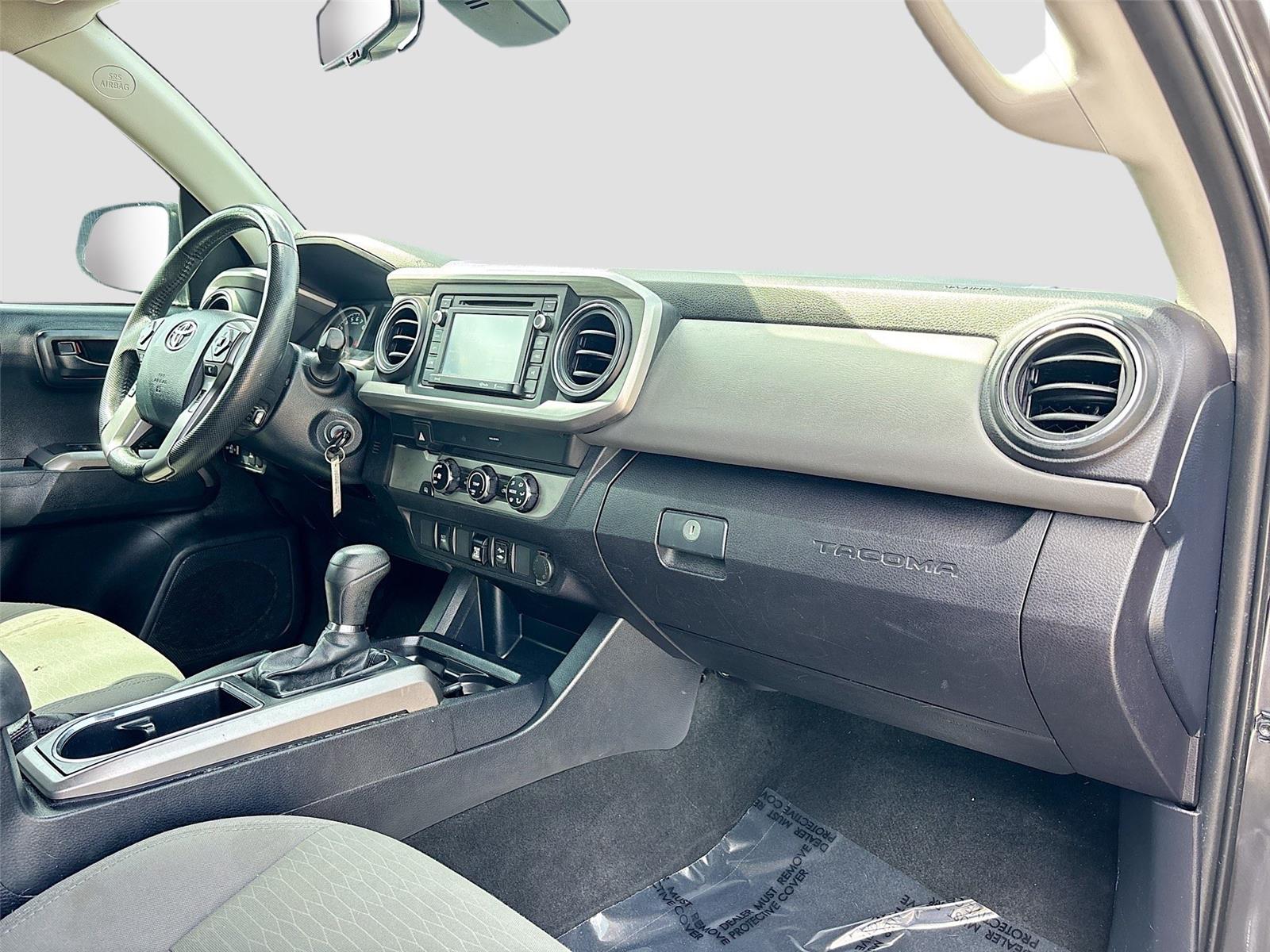 2019 TOYOTA Tacoma SR5 V6