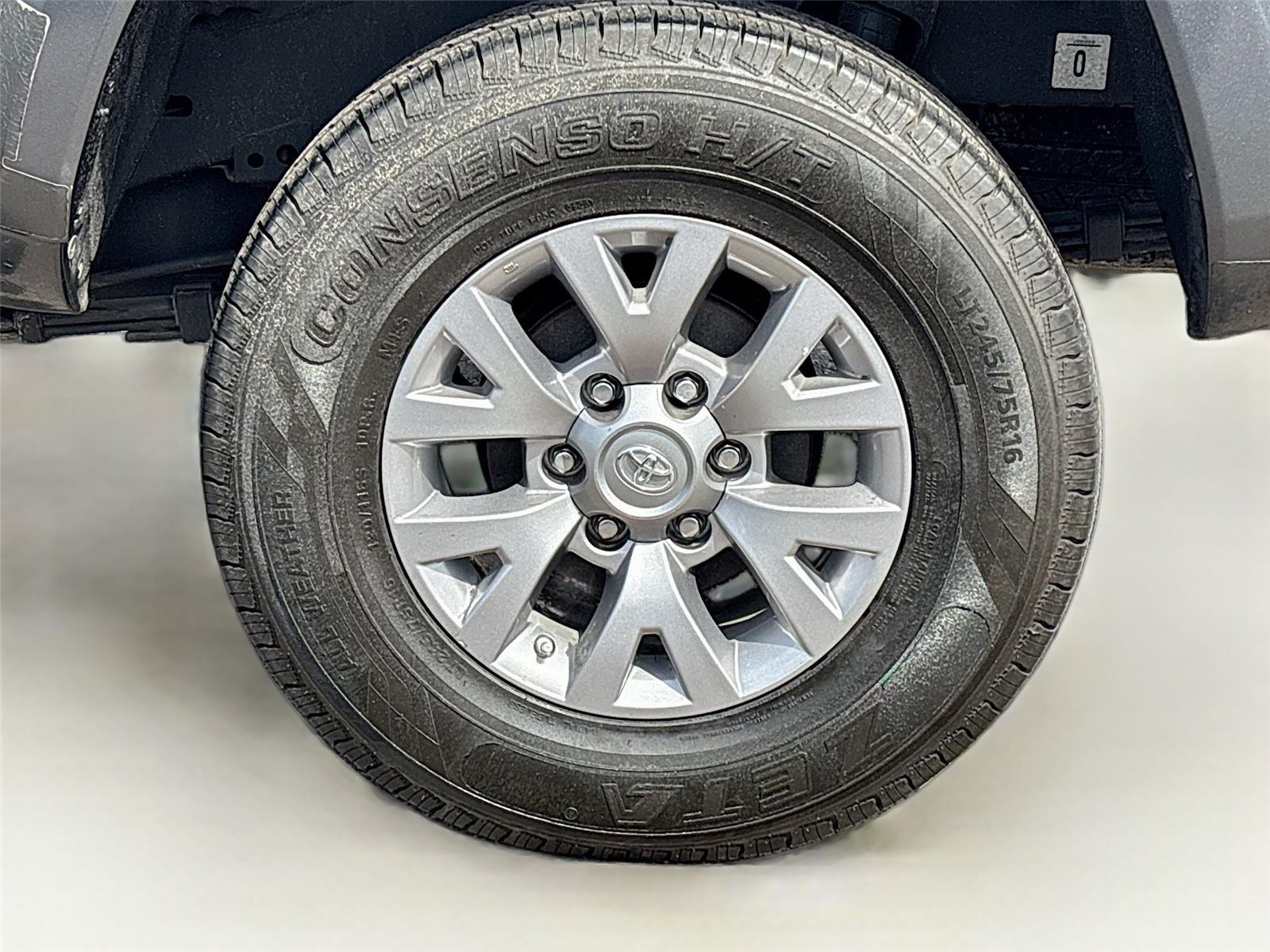 2019 TOYOTA Tacoma SR5 V6