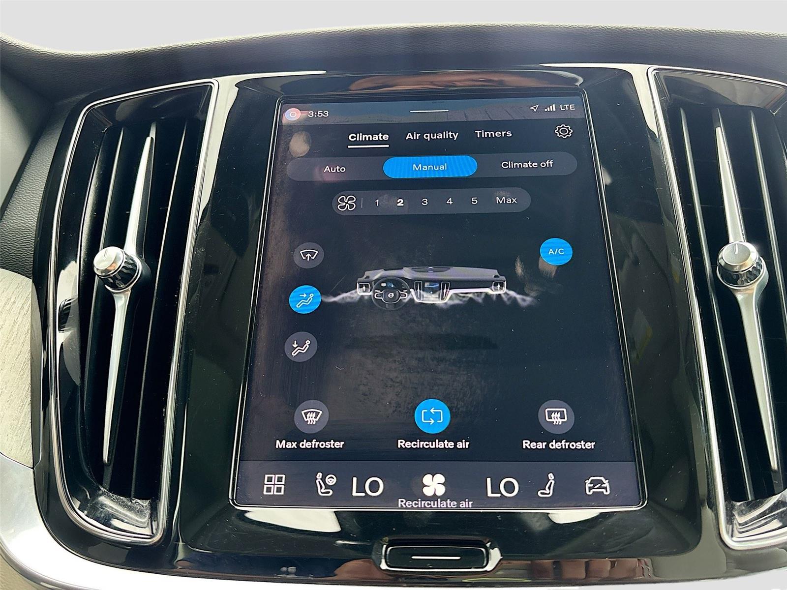 2025 Volvo V60 Cross Country Plus