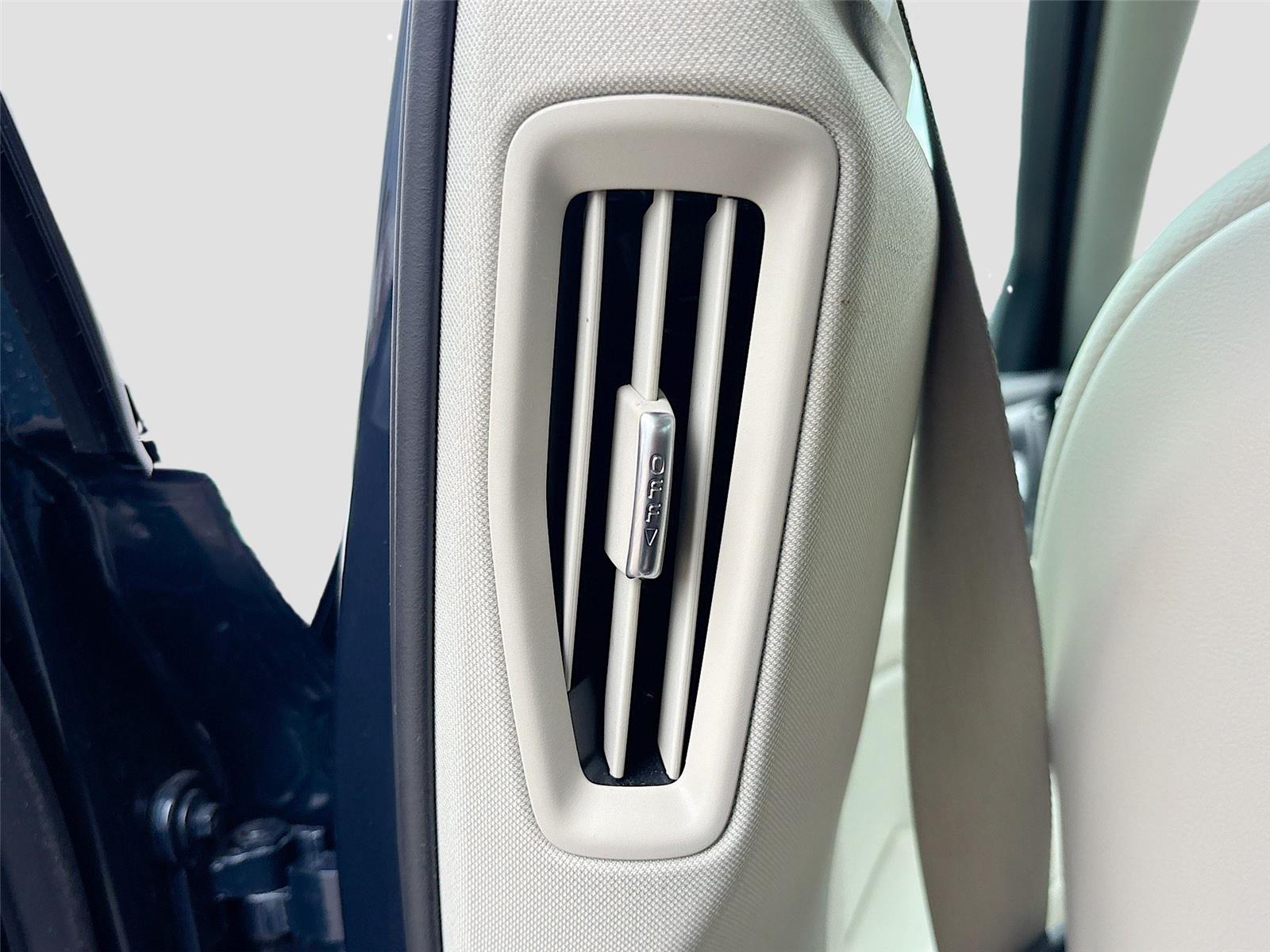 2025 Volvo V60 Cross Country Plus