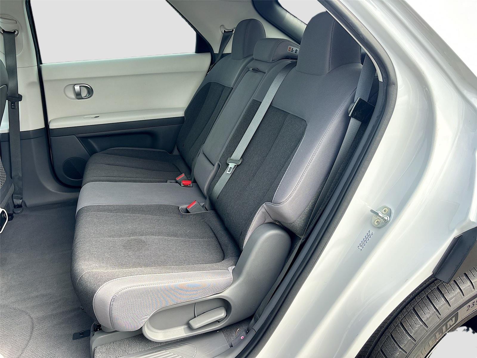 2023 Hyundai IONIQ 5 SE