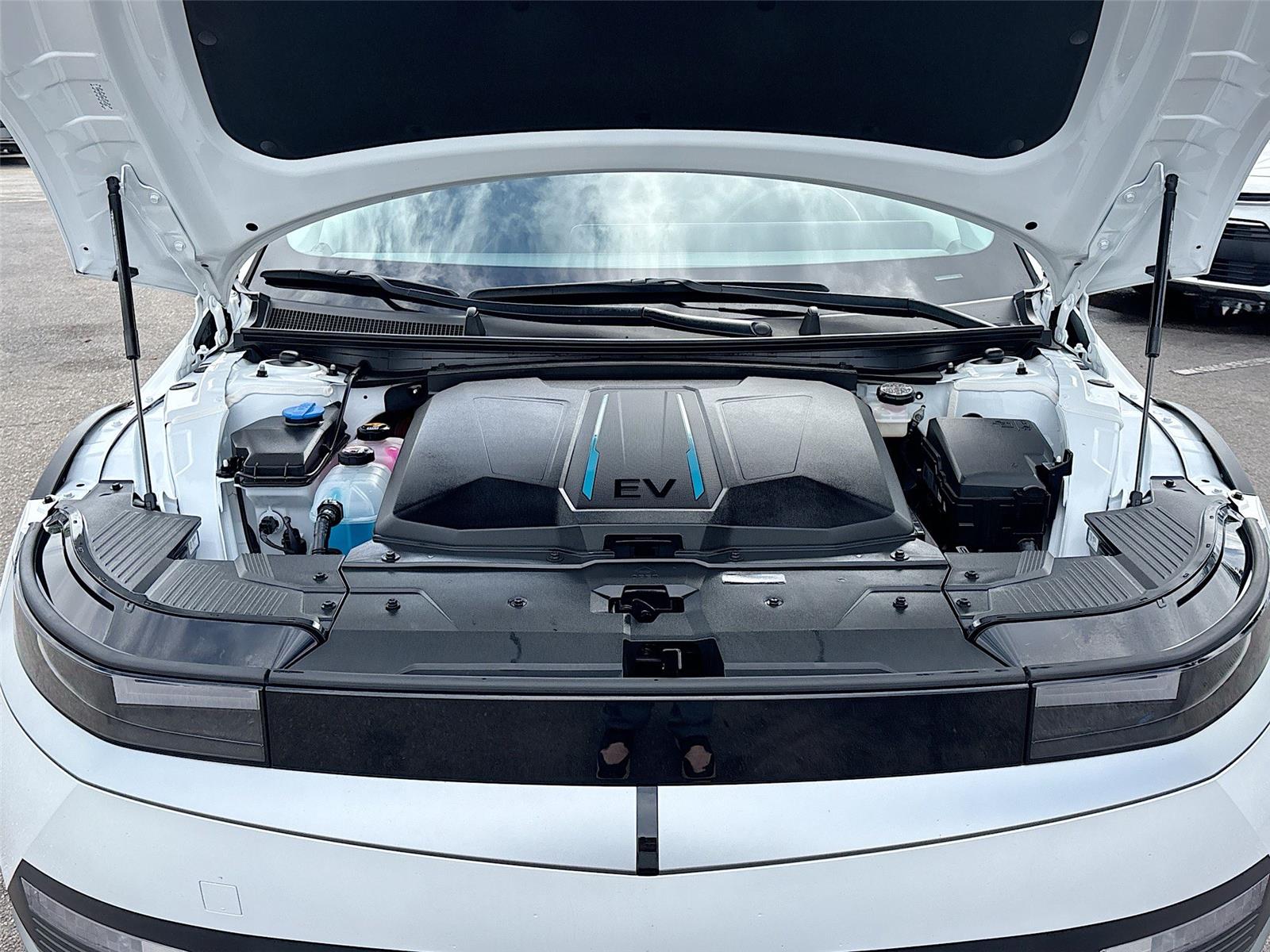 2023 Hyundai IONIQ 5 SE