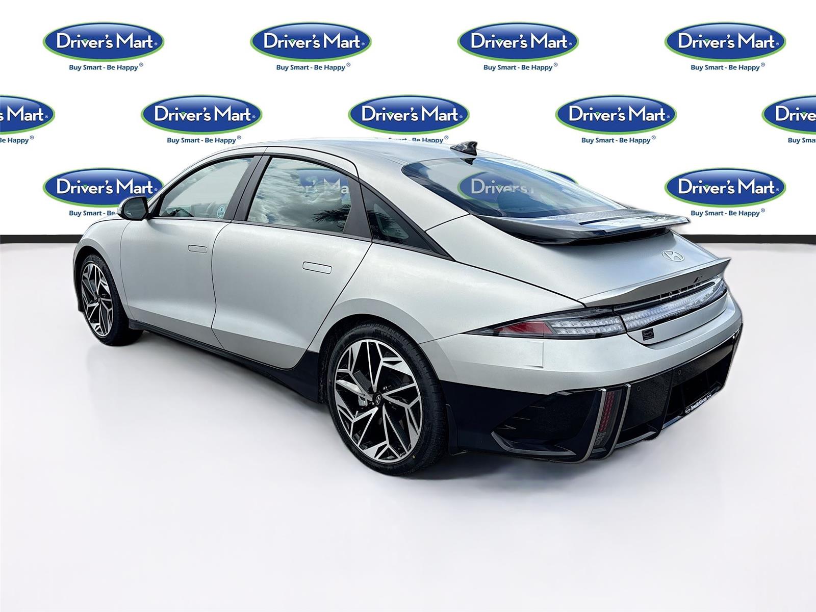 2024 Hyundai IONIQ 6 SEL