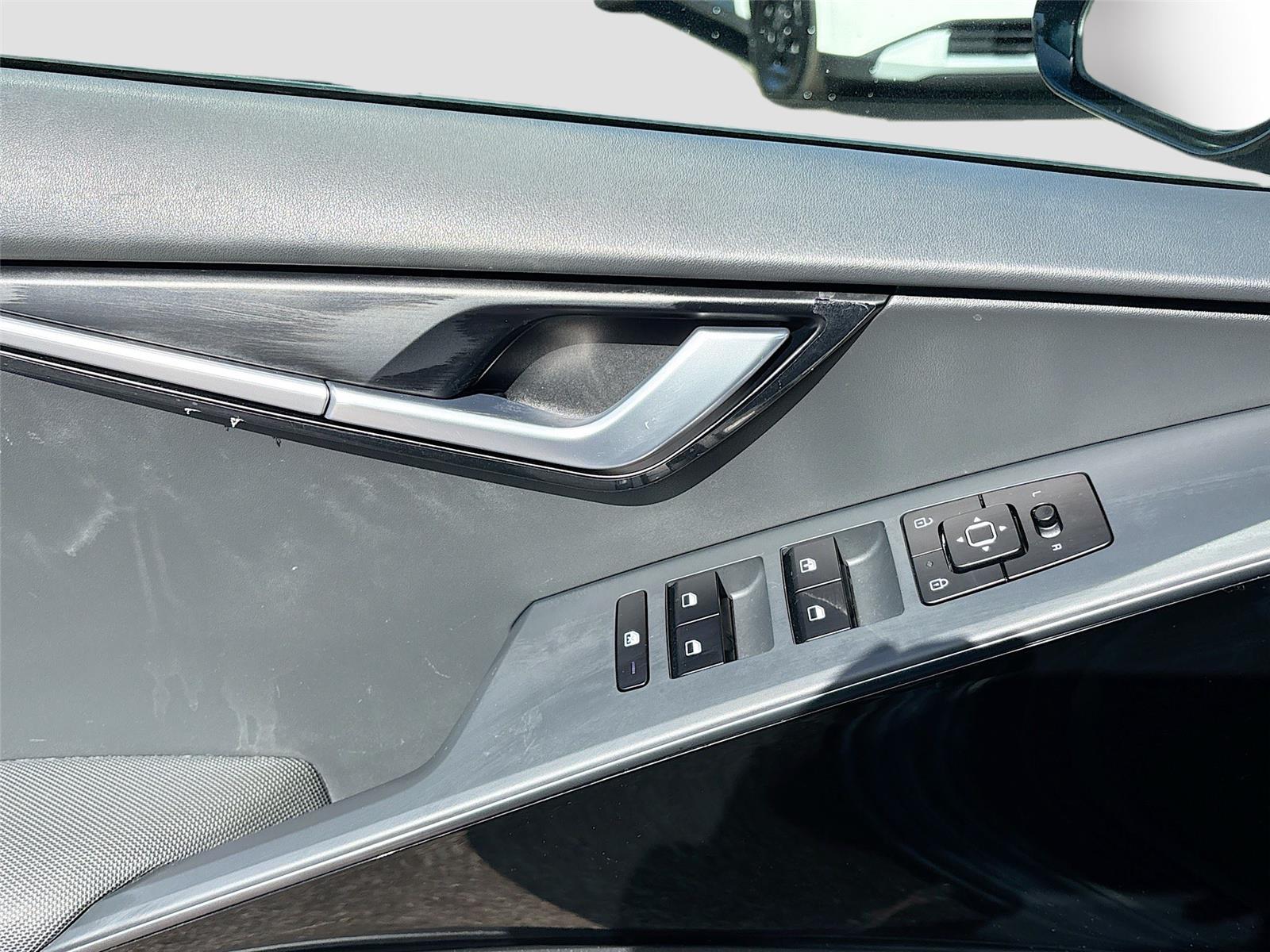 2023 Kia Niro EV Wind