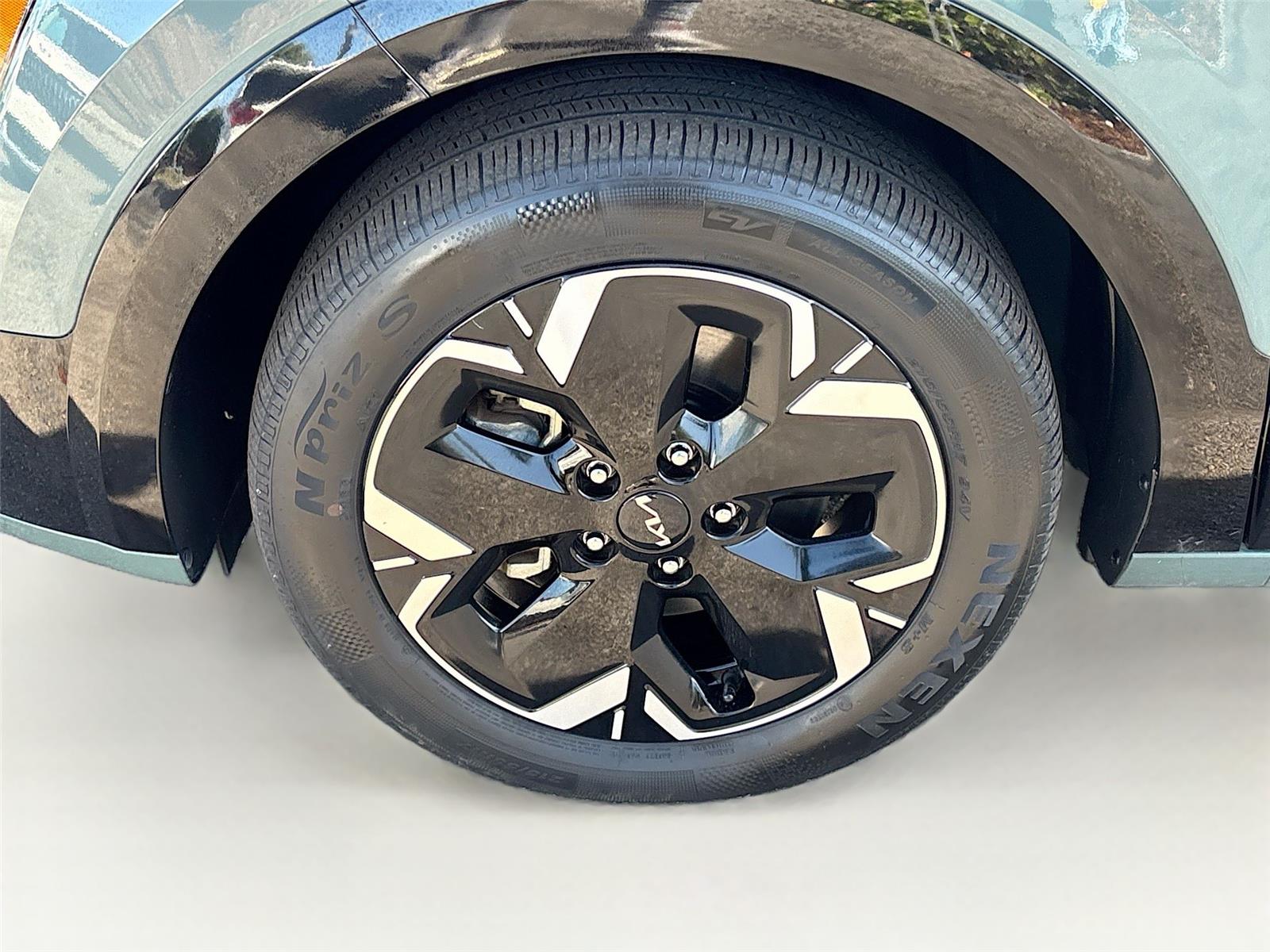 2023 Kia Niro EV Wind