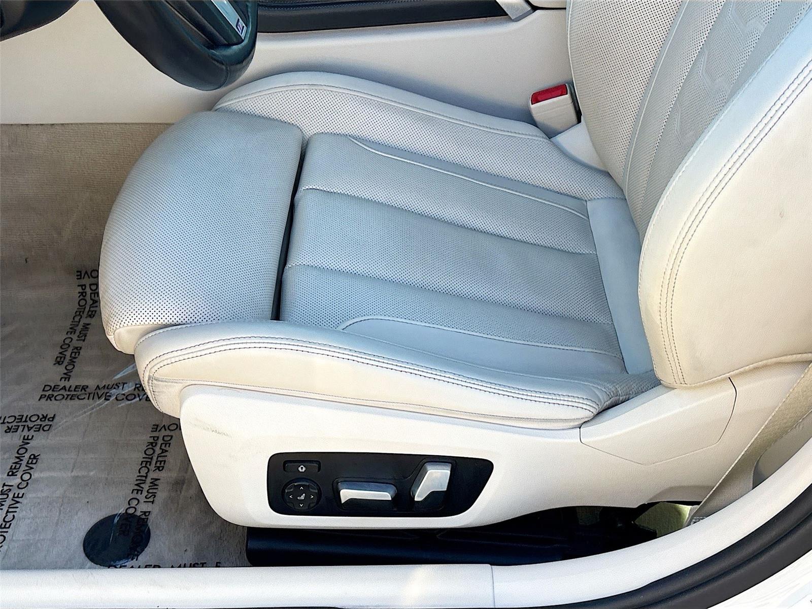 2021 BMW 8 Series M850i