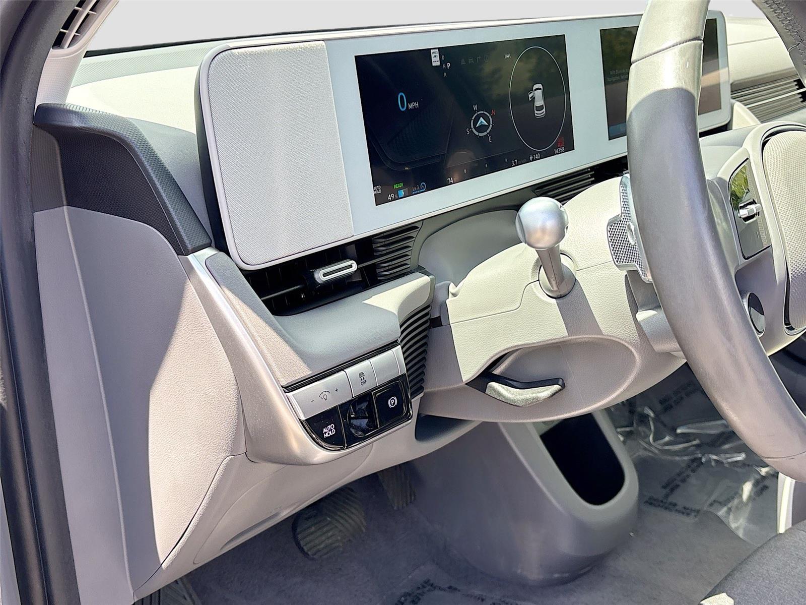 2024 Hyundai IONIQ 5 SE