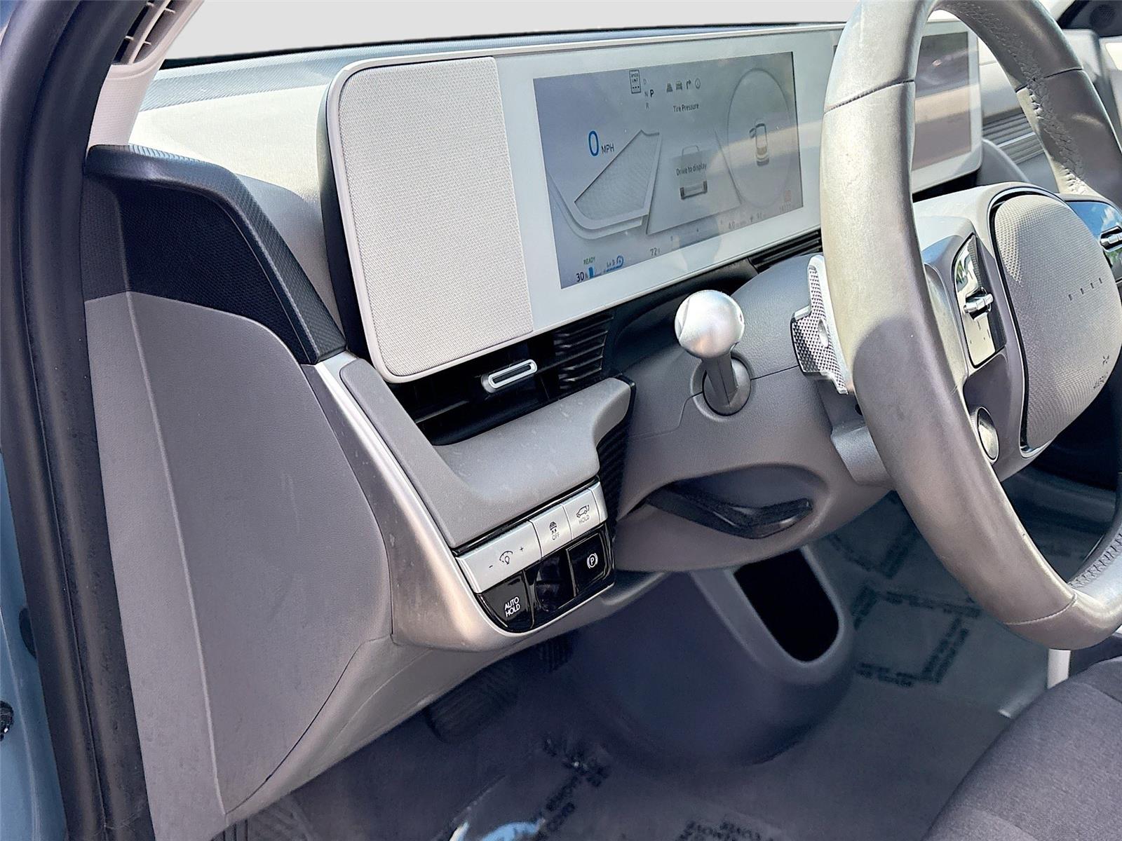 2024 Hyundai IONIQ 5 SEL