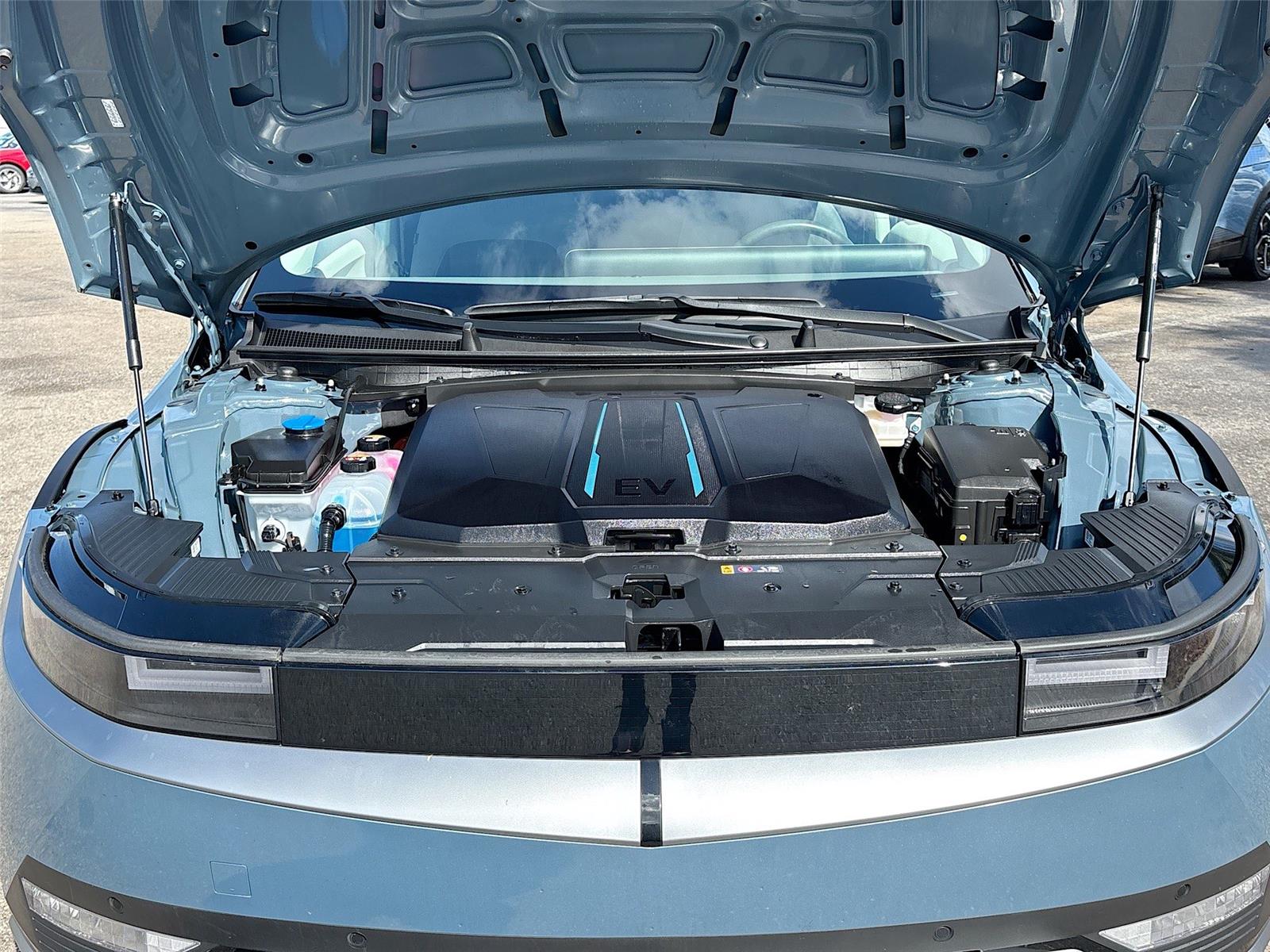 2024 Hyundai IONIQ 5 SEL