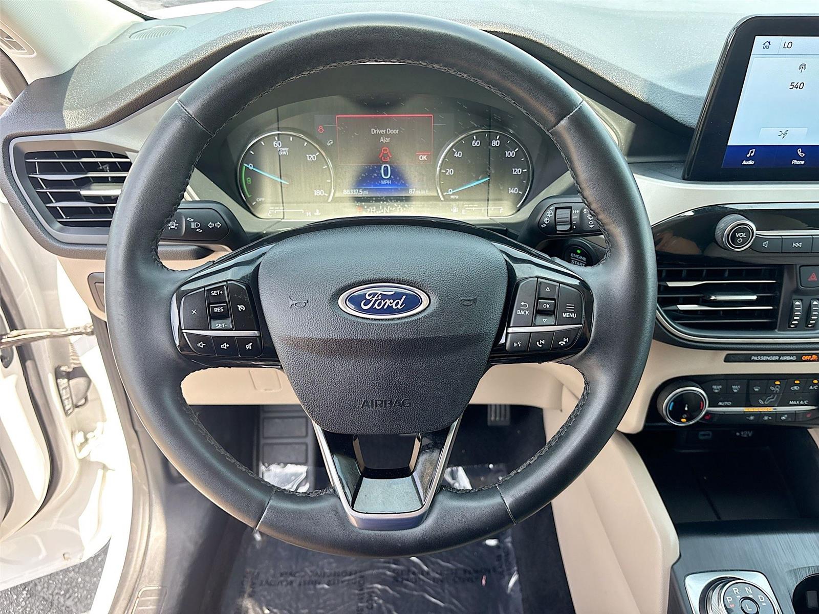 2022 Ford Escape SE Hybrid