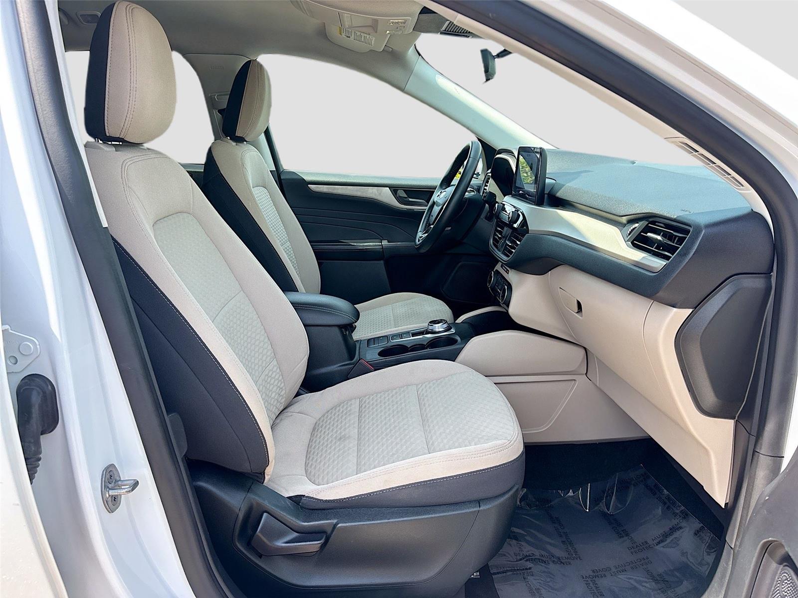 2022 Ford Escape SE Hybrid