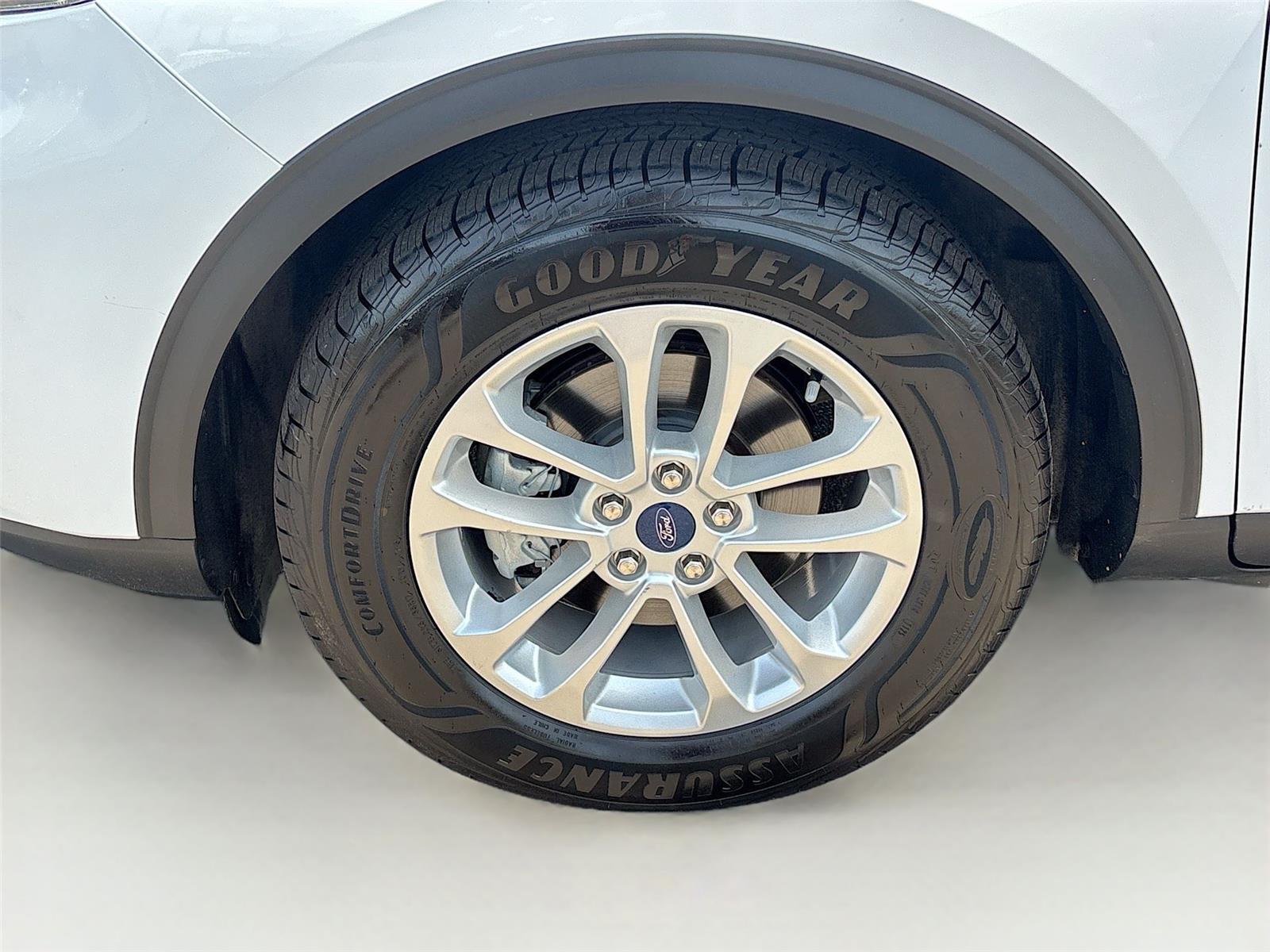 2022 Ford Escape SE Hybrid