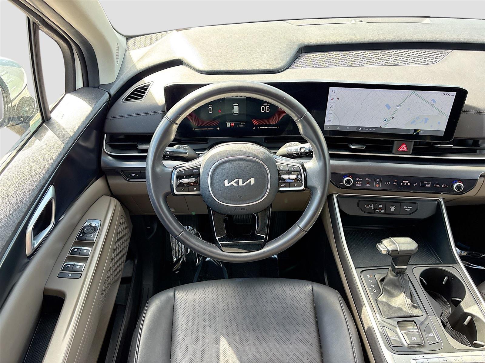 2025 Kia Carnival LXS