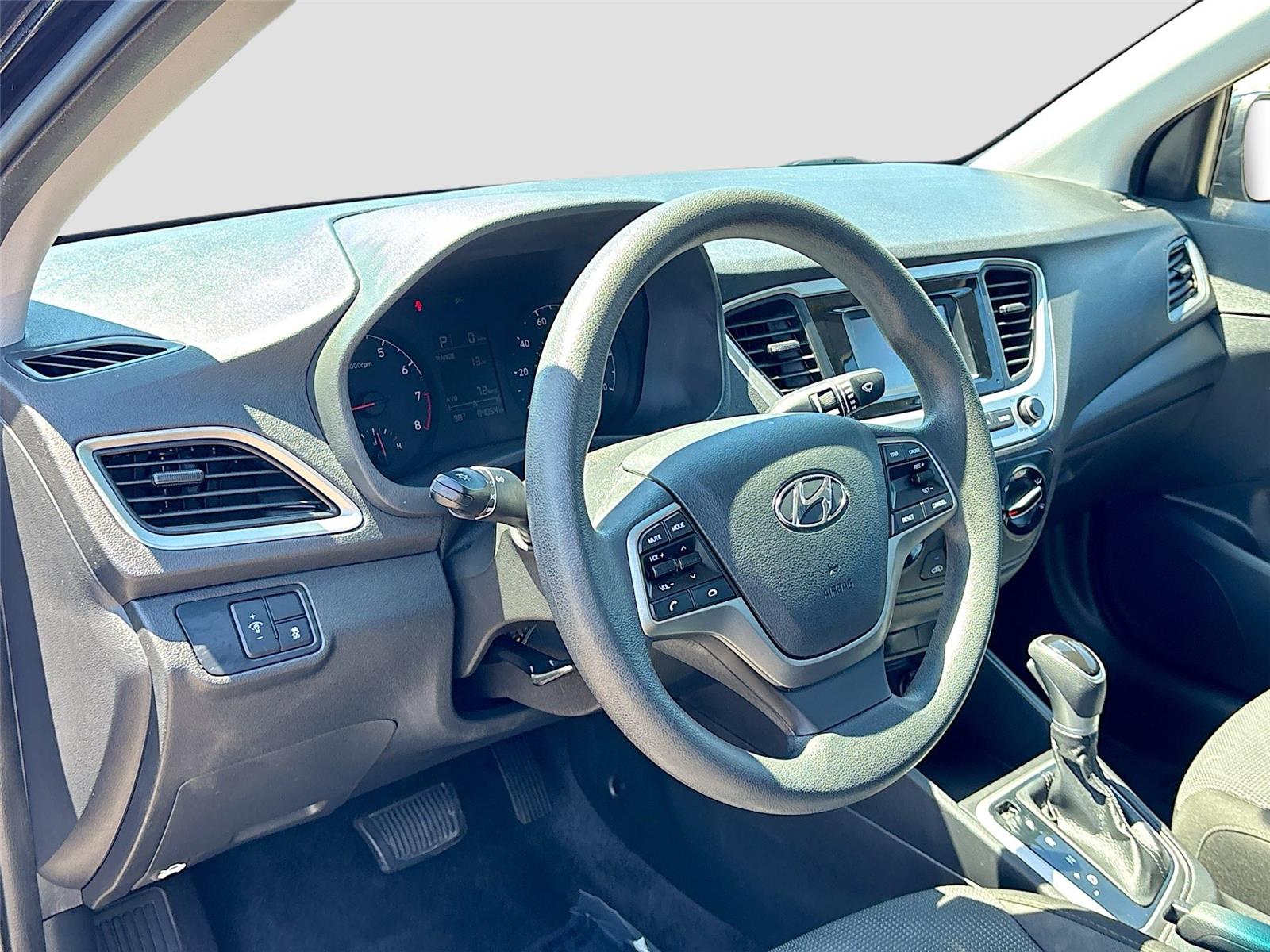 2022 Hyundai Accent SE
