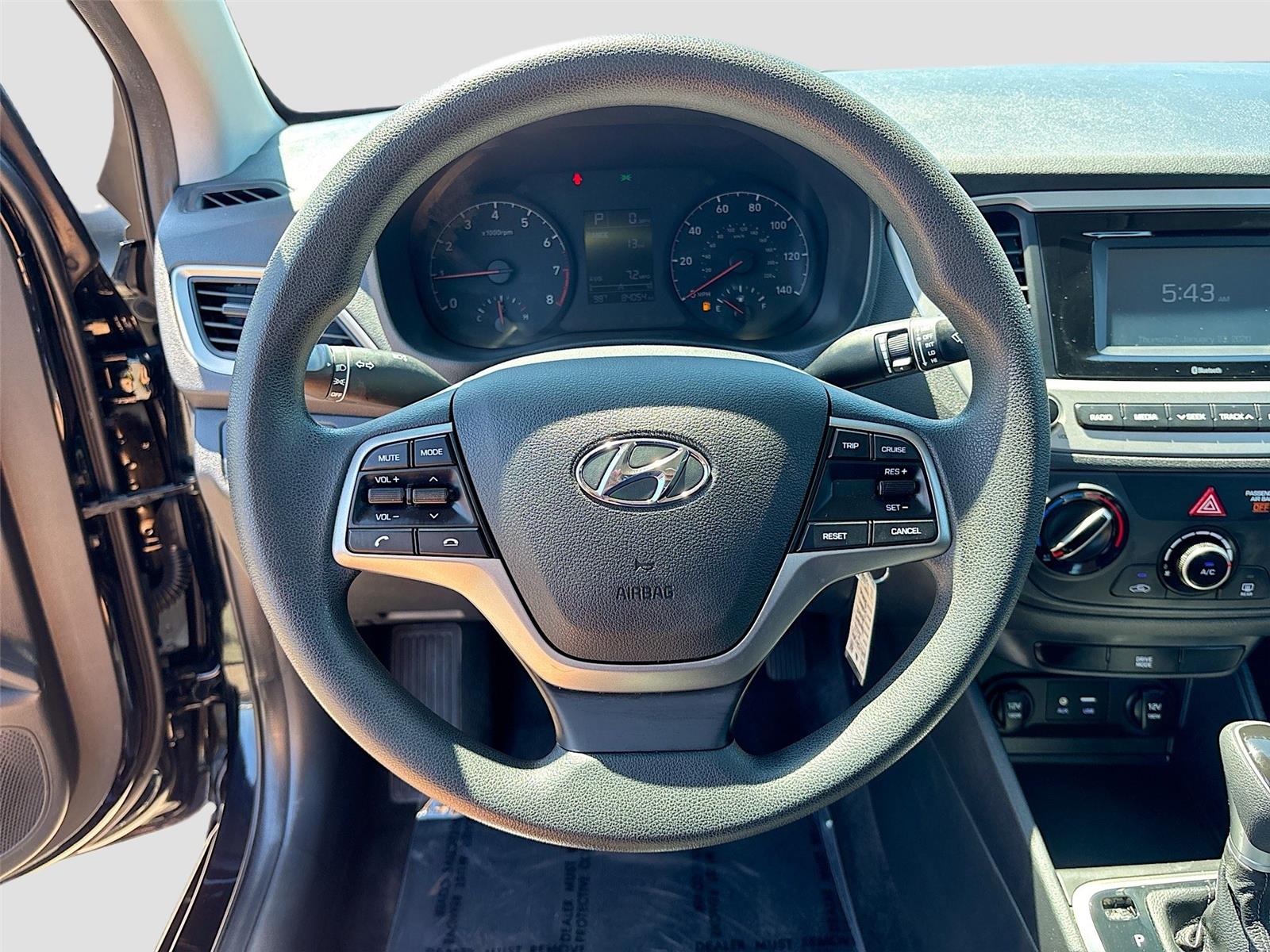 2022 Hyundai Accent SE