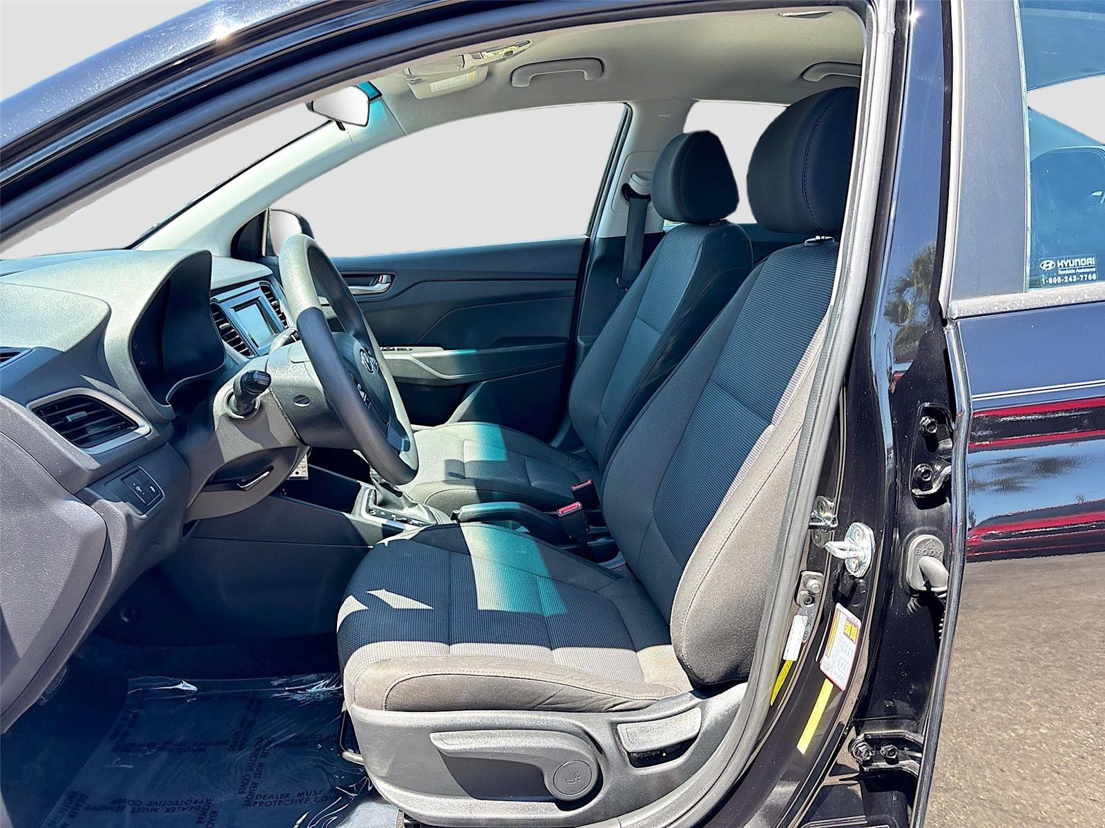 2022 Hyundai Accent SE
