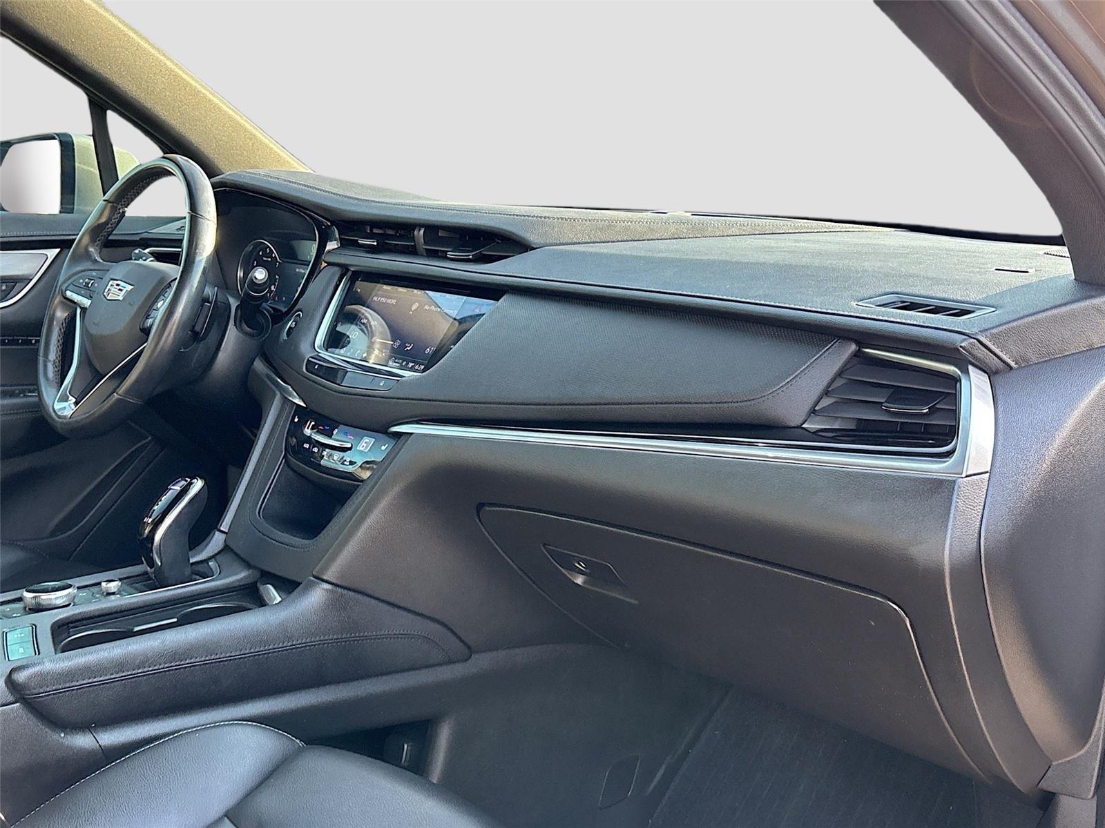 2023 Cadillac XT6 FWD Luxury