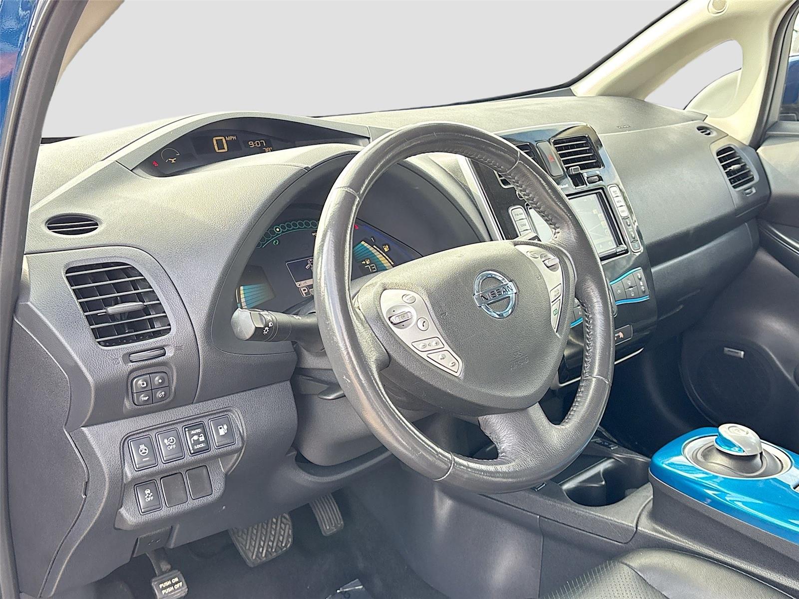 2017 Nissan LEAF SL