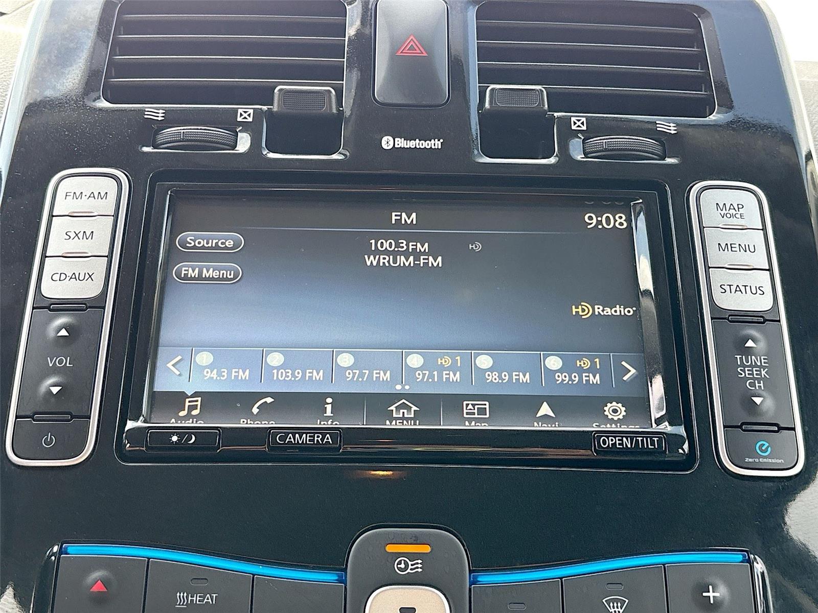 2017 Nissan LEAF SL