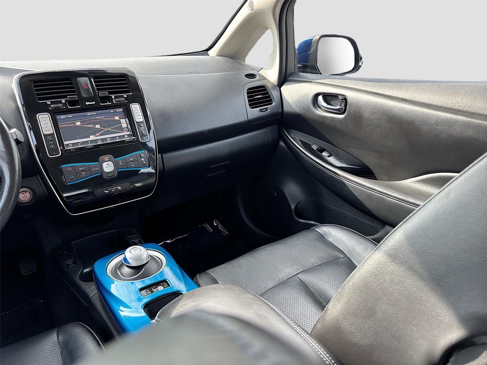 2017 Nissan LEAF SL