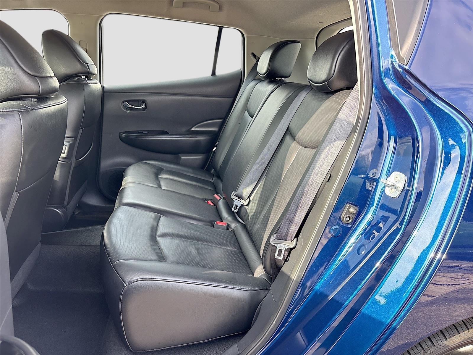 2017 Nissan LEAF SL