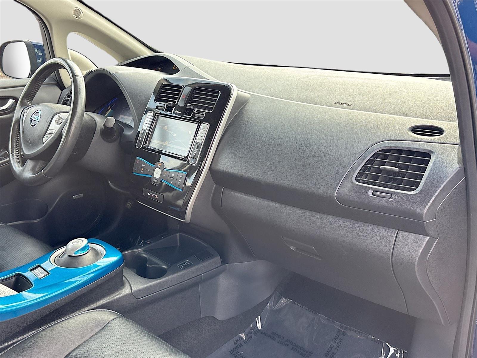 2017 Nissan LEAF SL