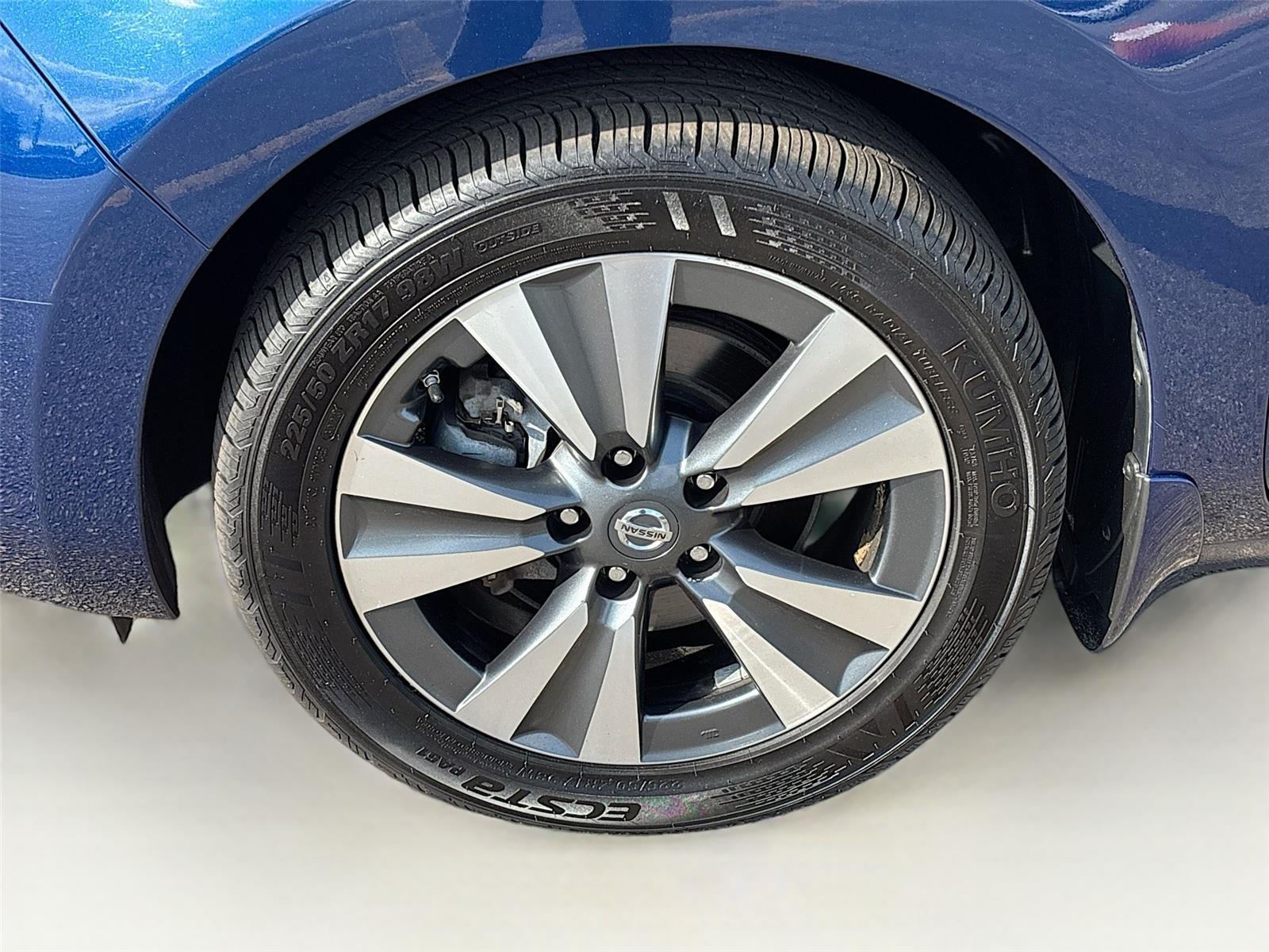 2017 Nissan LEAF SL