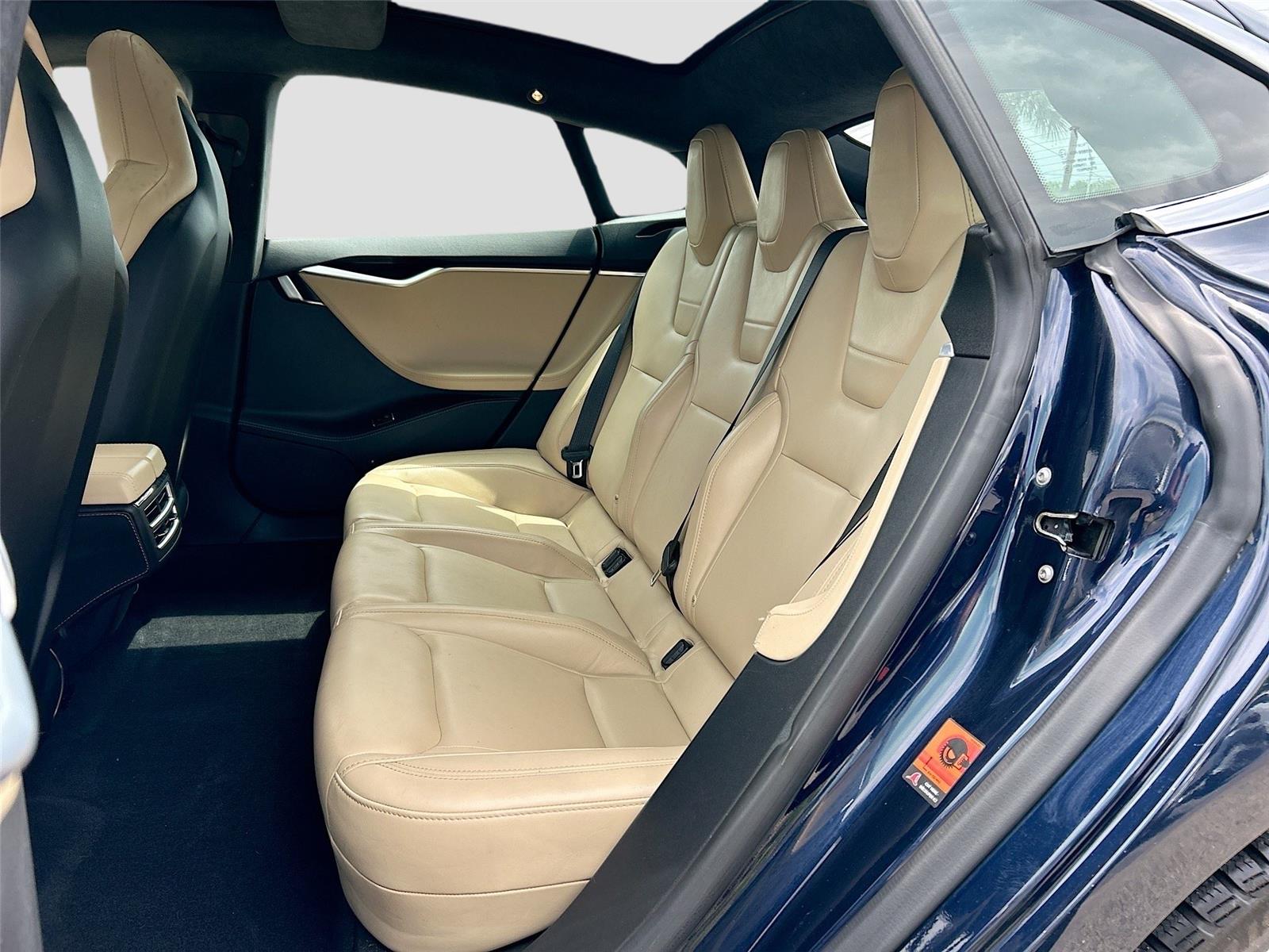 2015 Tesla Model S P85D
