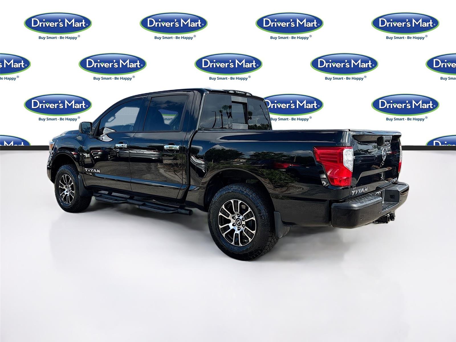 2021 Nissan Titan SV