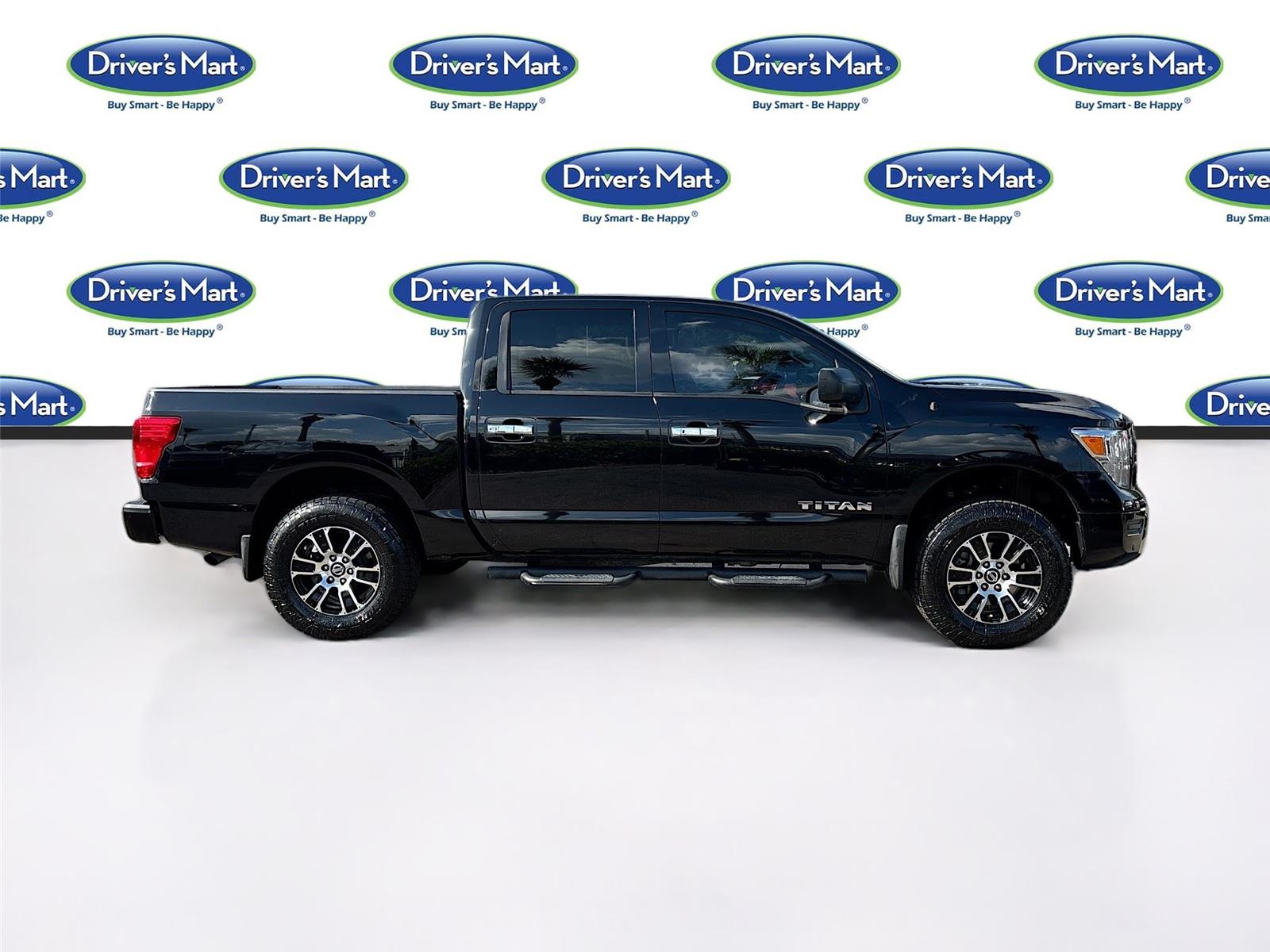 2021 Nissan Titan SV