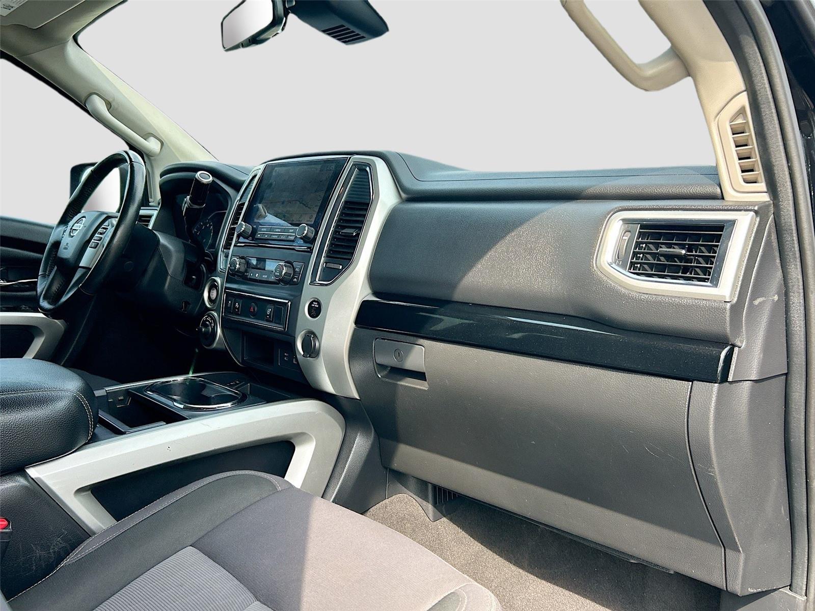 2021 Nissan Titan SV