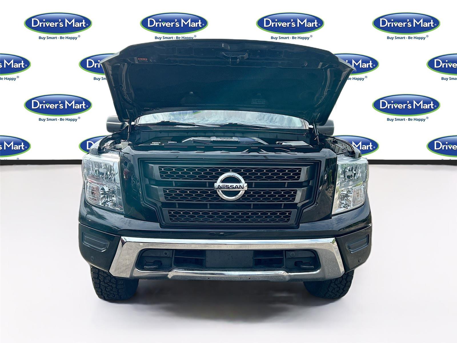 2021 Nissan Titan SV