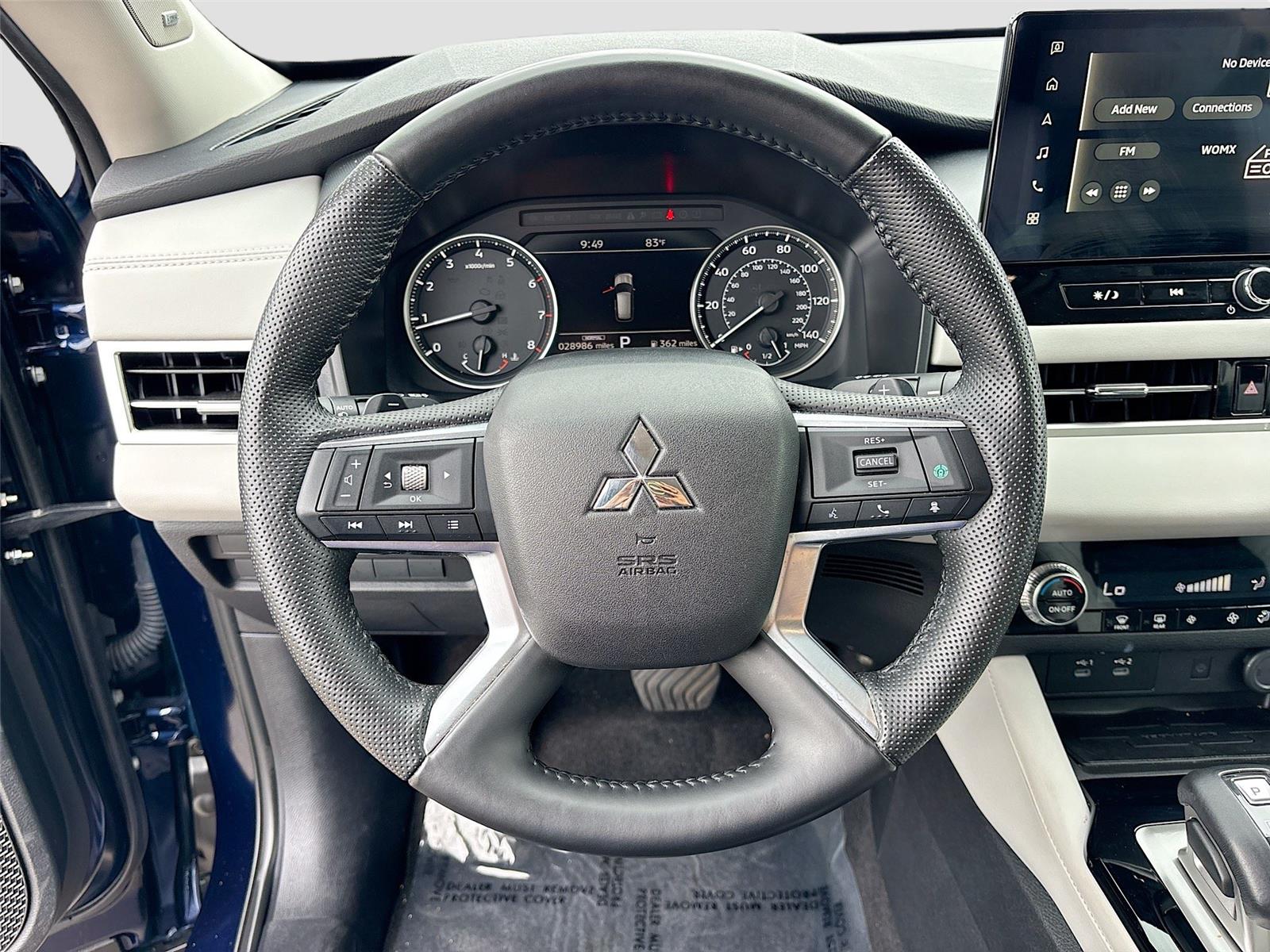 2025 Mitsubishi Outlander SE