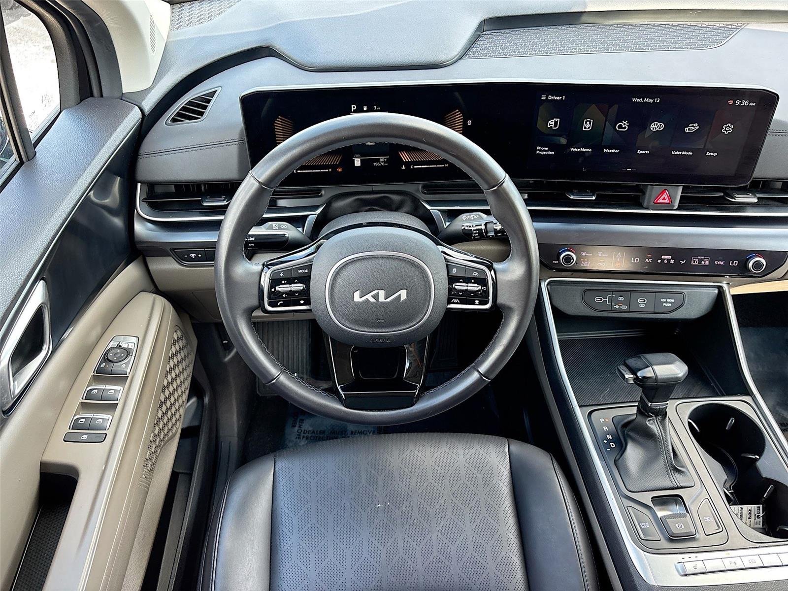 2025 Kia Carnival LXS