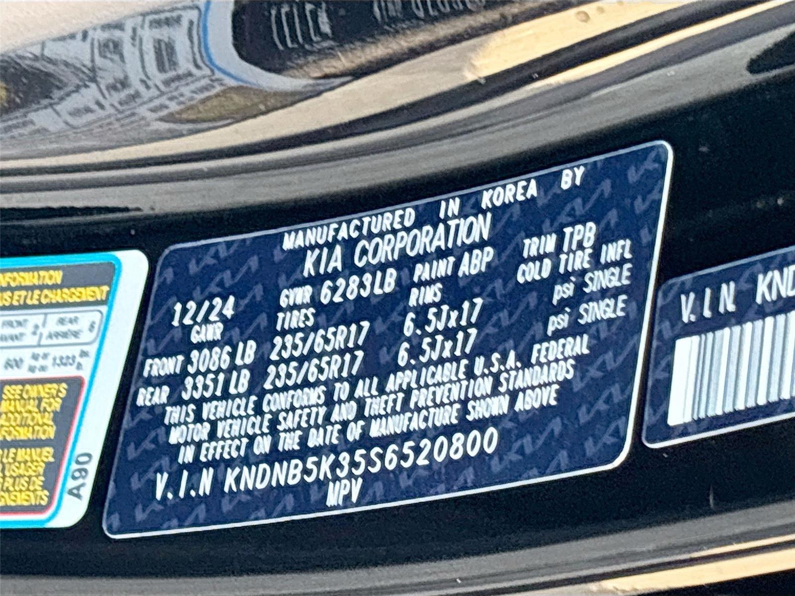 2025 Kia Carnival LXS