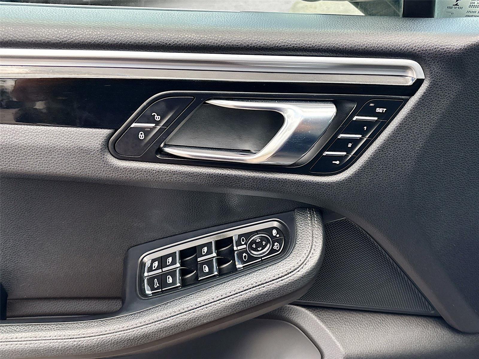 2018 Porsche Macan S