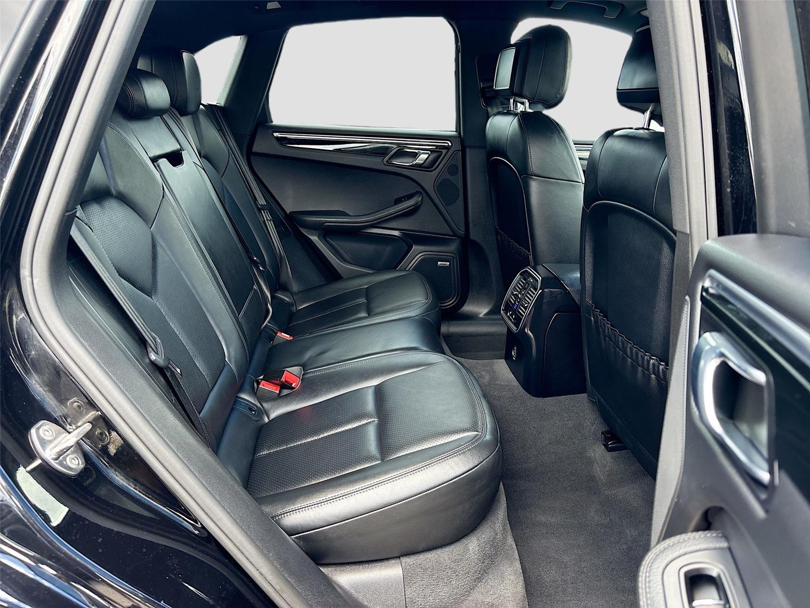 2018 Porsche Macan S