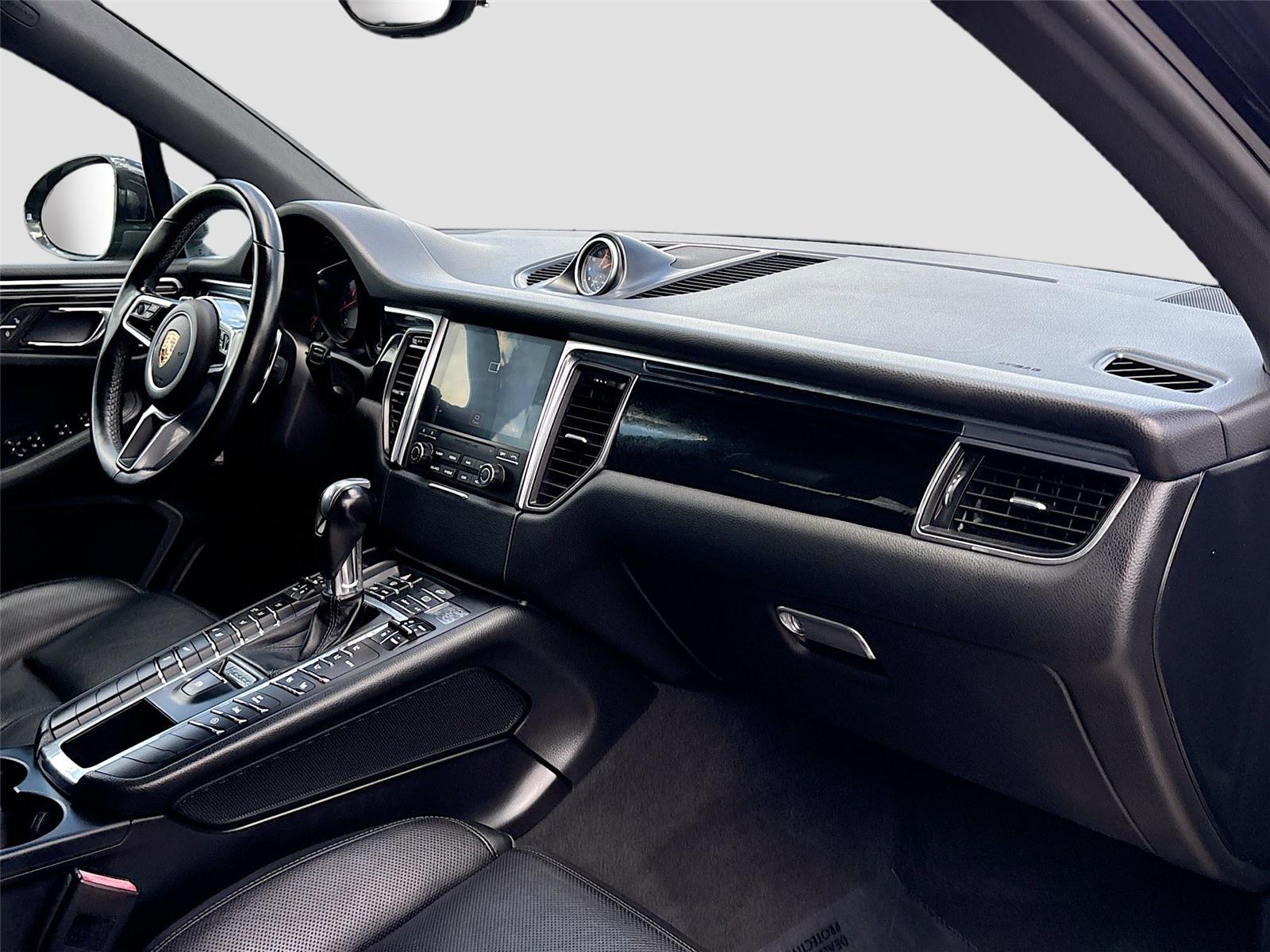 2018 Porsche Macan S