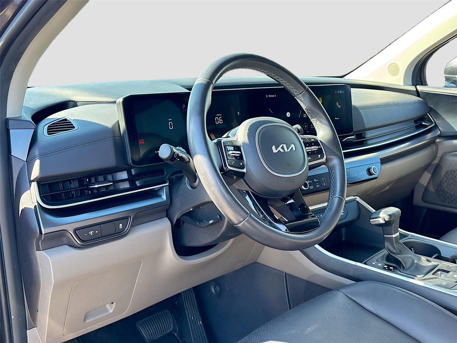 2025 Kia Carnival LXS
