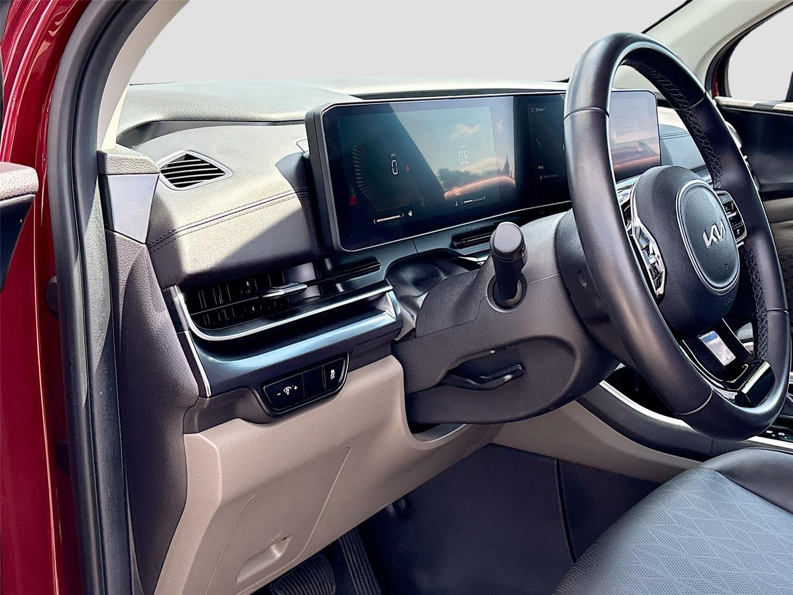 2025 Kia Carnival LXS