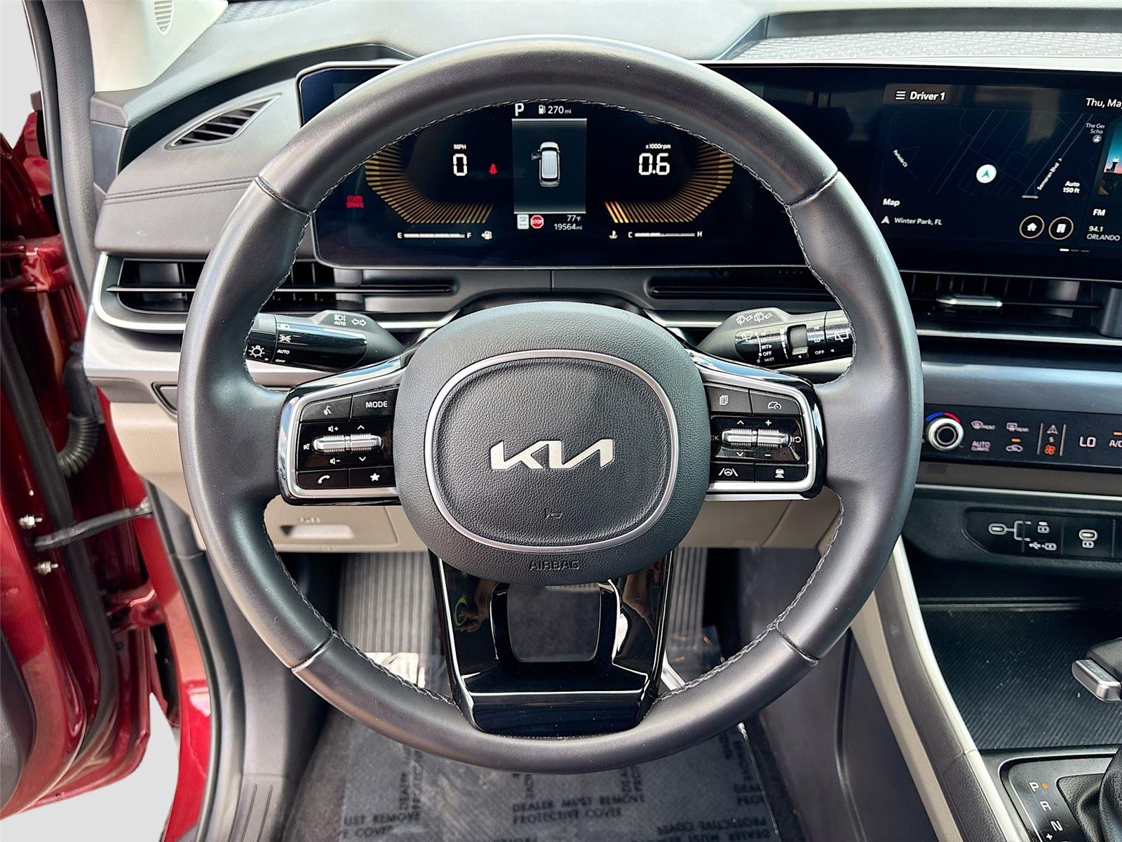 2025 Kia Carnival LXS