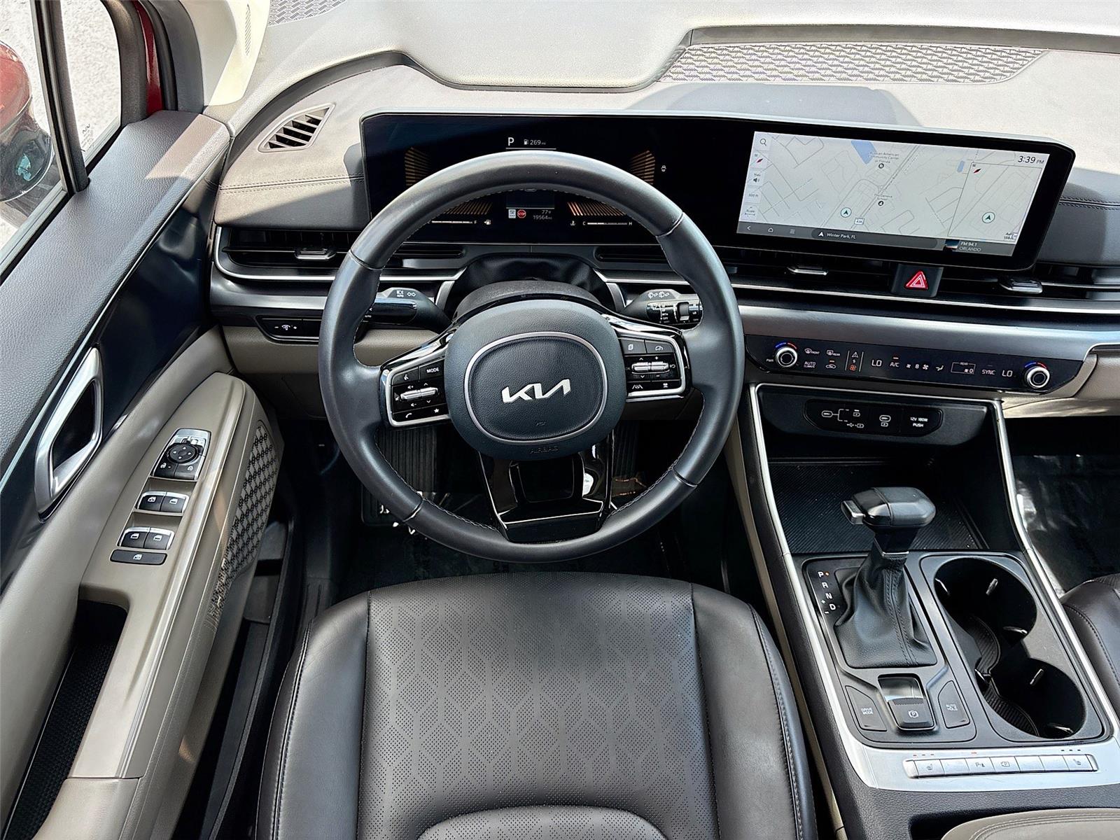 2025 Kia Carnival LXS